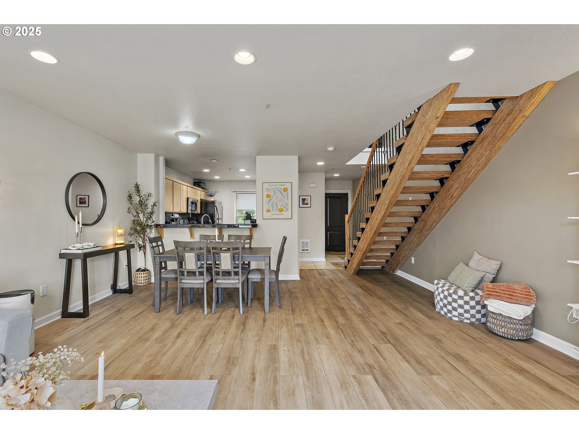 Photo #7: 452510350 Listing: Photo #7