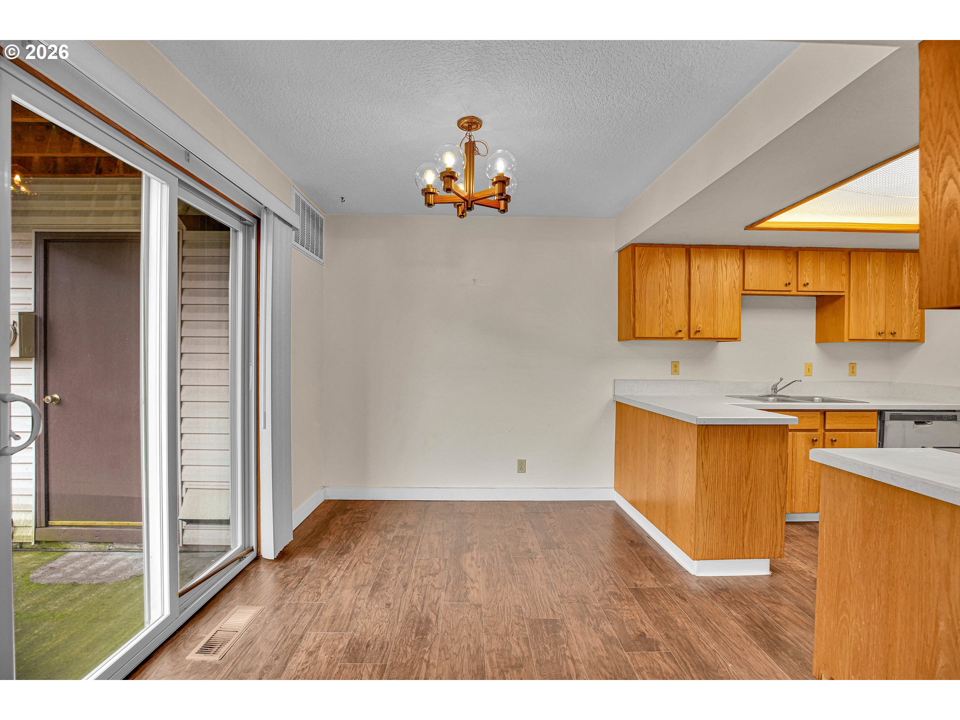 Photo #13: 453044462 Listing: Photo #13