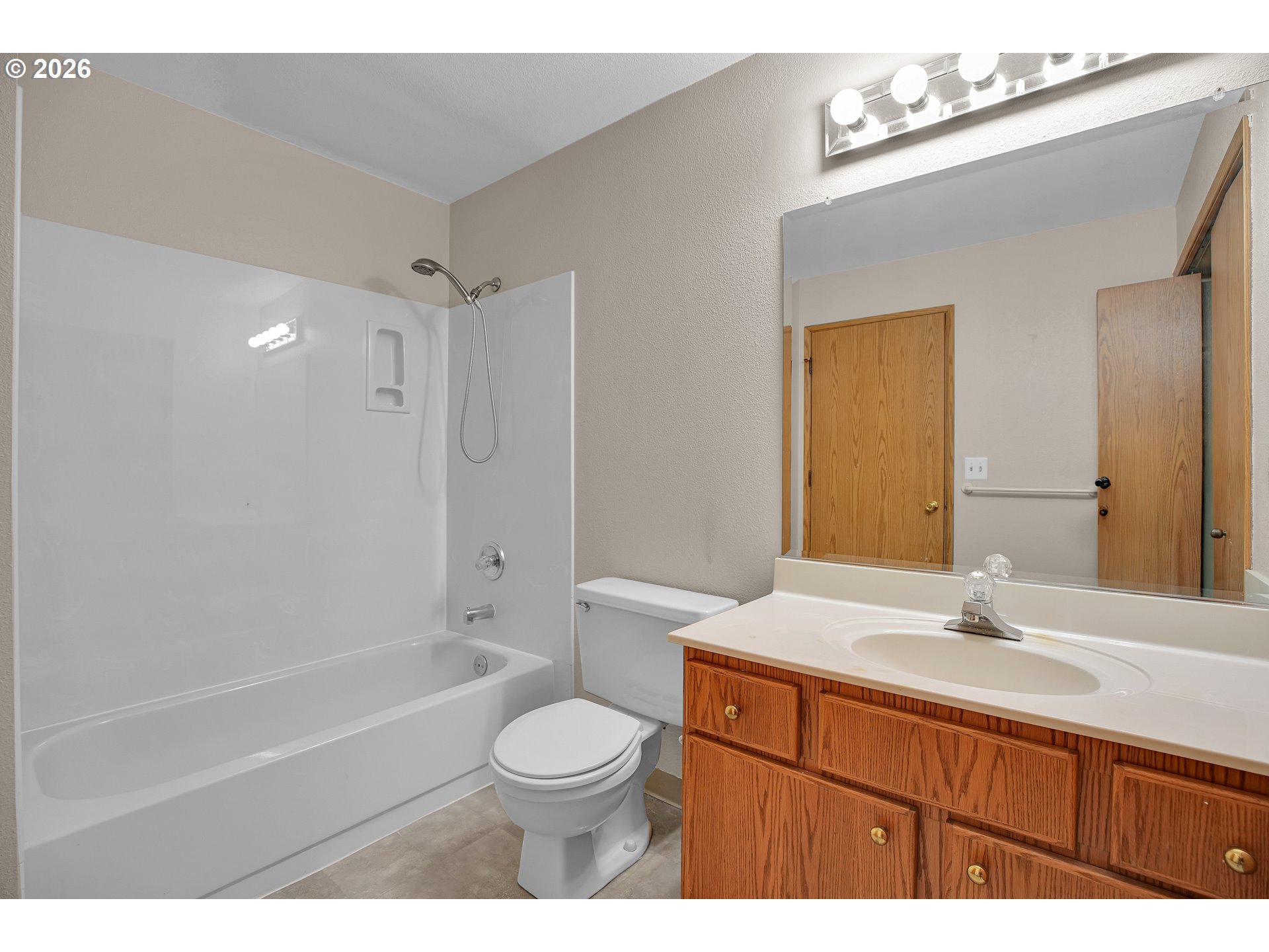 Photo #19: 453044462 Listing: Photo #19