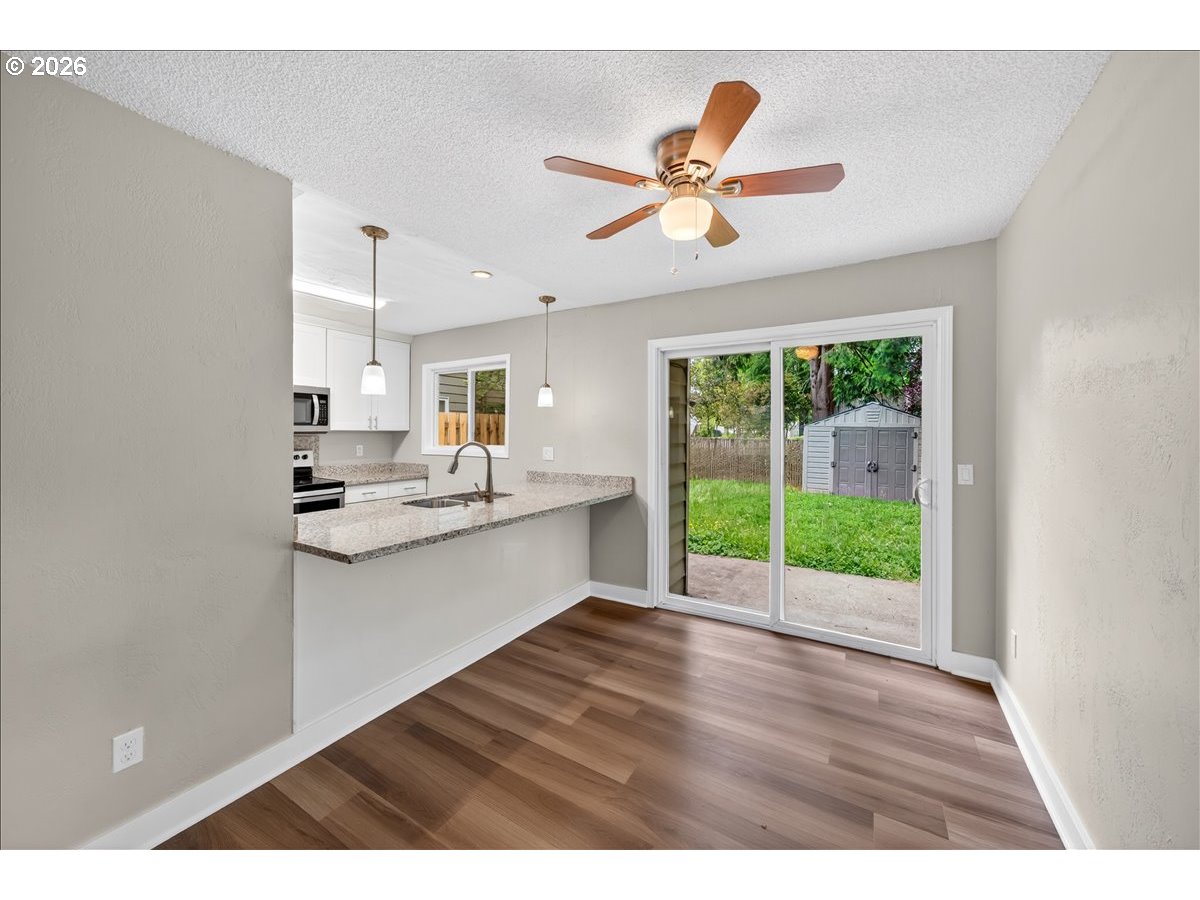 Photo #5: 453621884 Listing: Photo #5