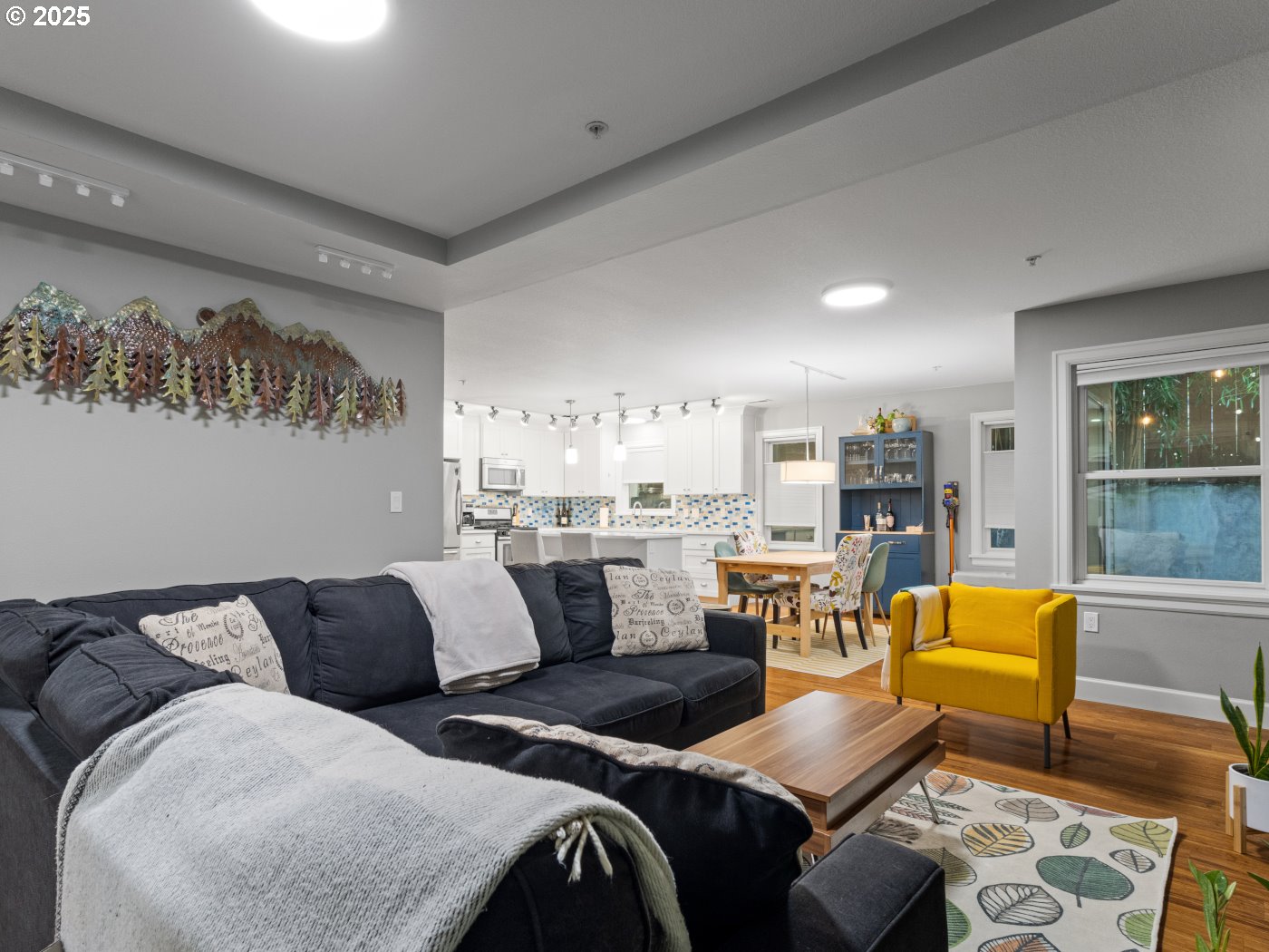 Photo #6: 453647932 Listing: Photo #6