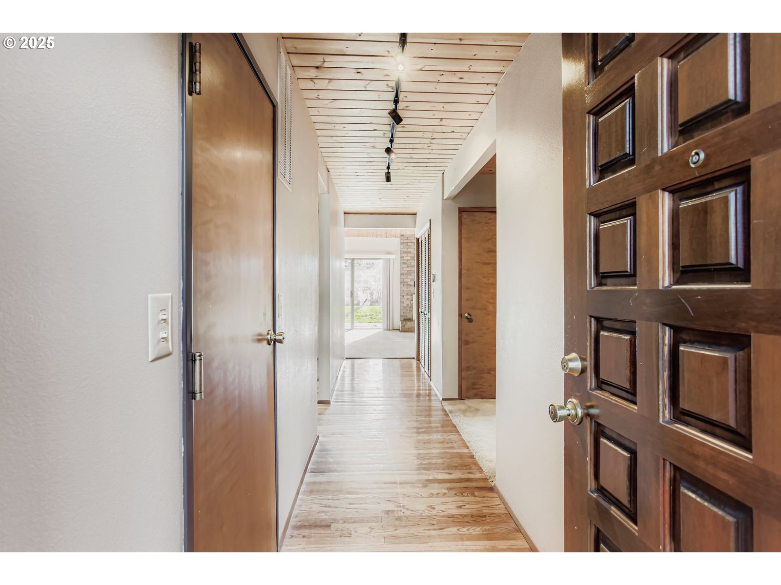 Photo #3: 453876200 Listing: Photo #3