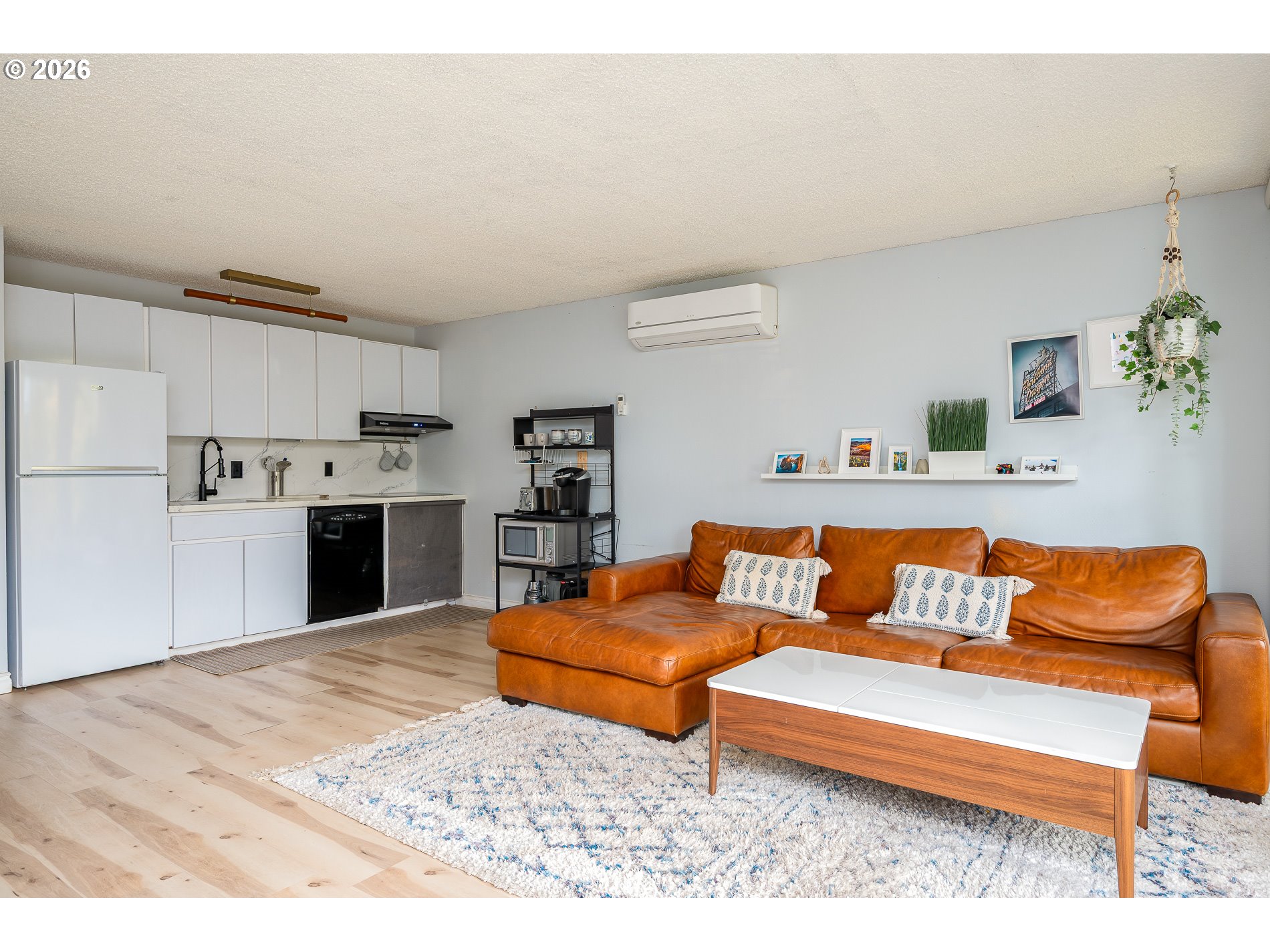 Photo #8: 454250814 Listing: Photo #8