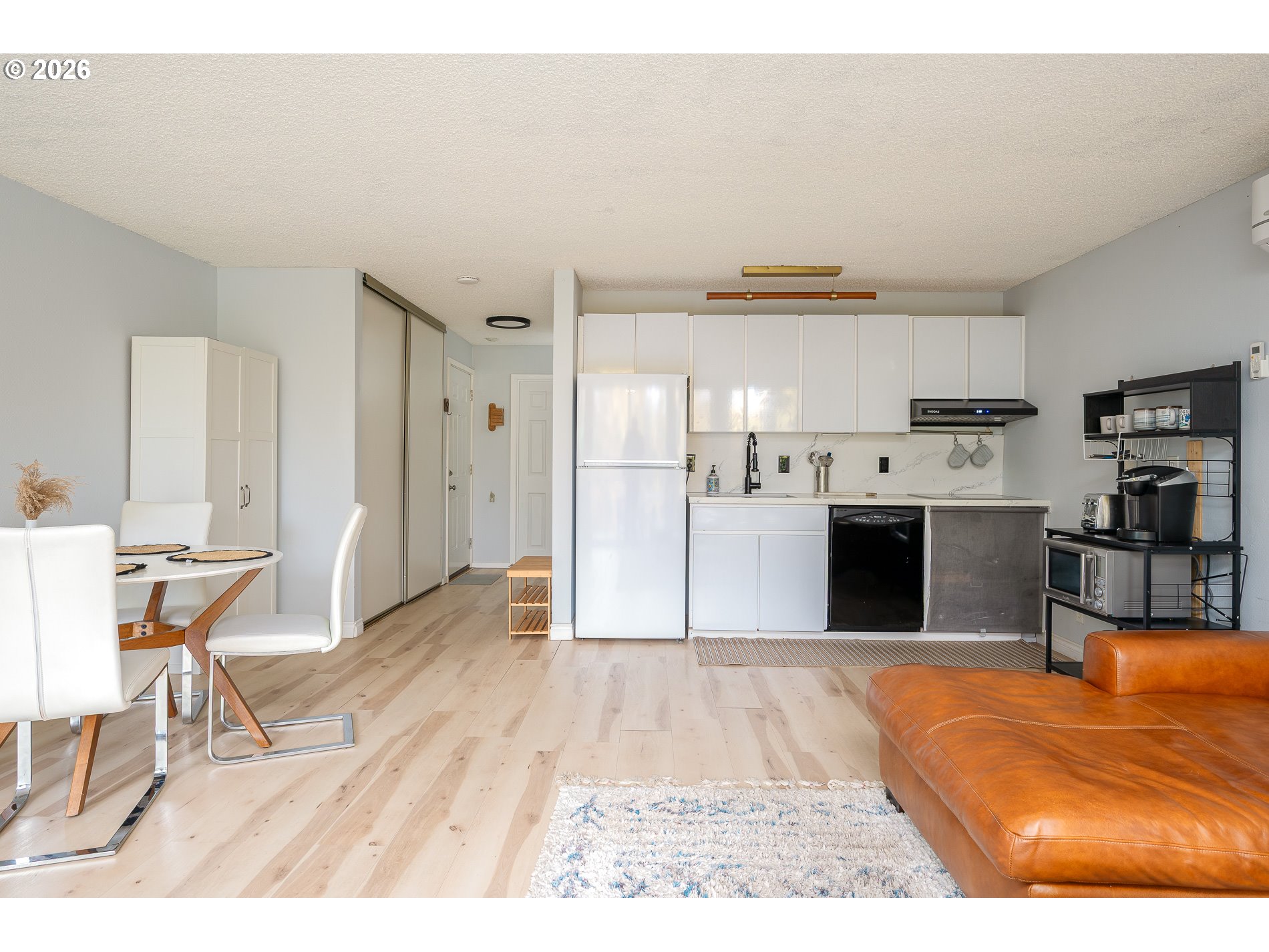 Photo #10: 454250814 Listing: Photo #10