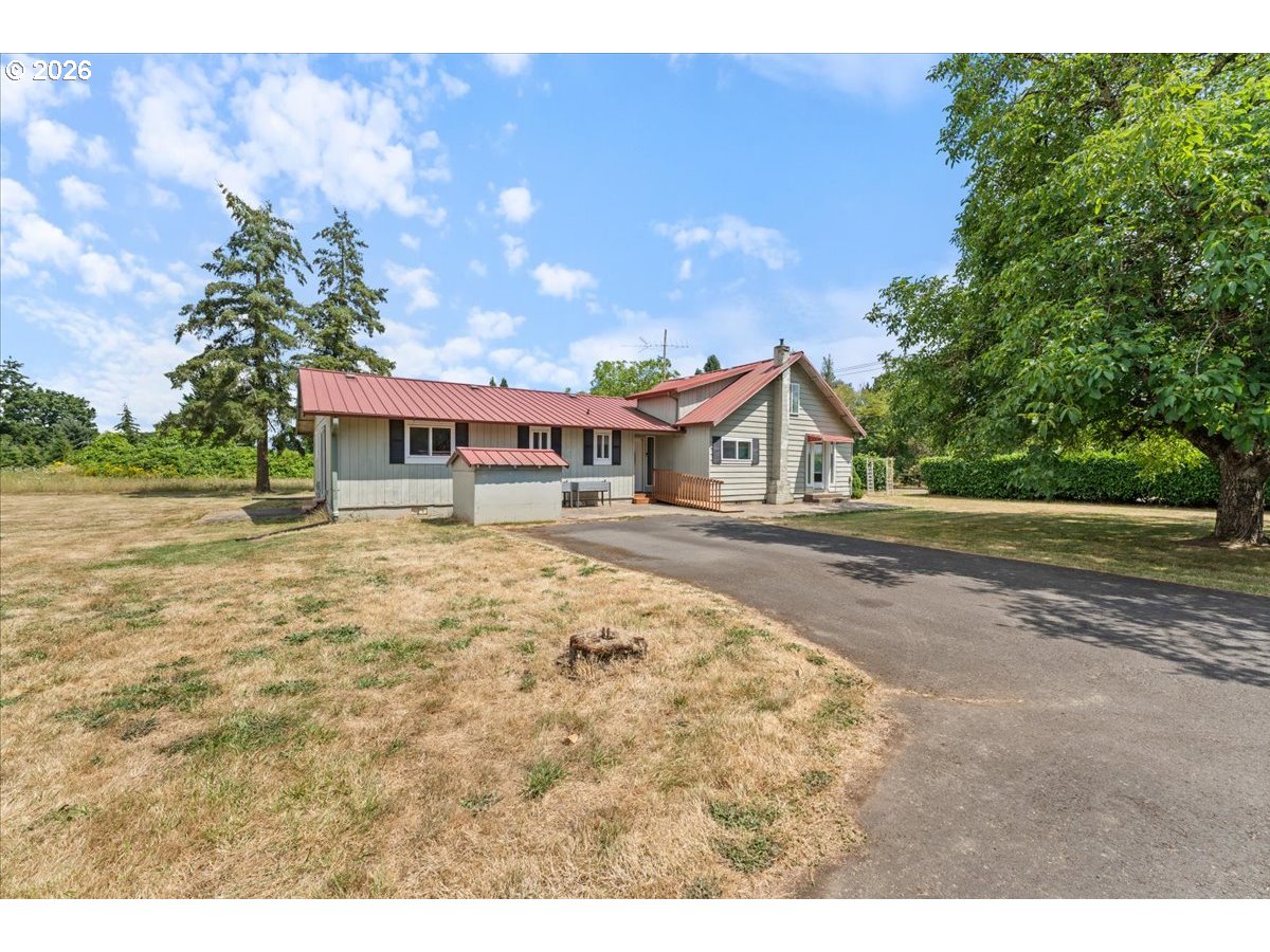 Photo of 12101 FARGO RD Aurora OR 97002