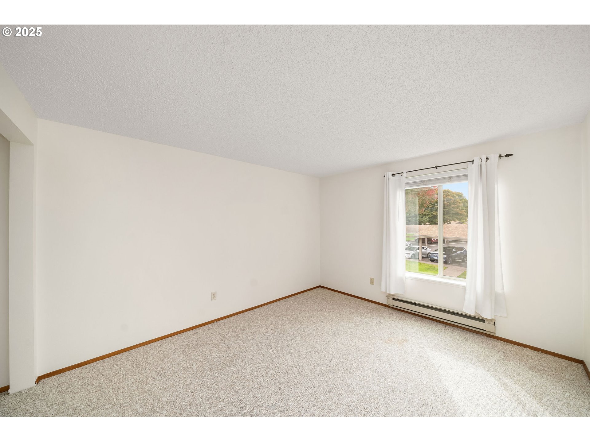 Photo #7: 454302939 Listing: Photo #7