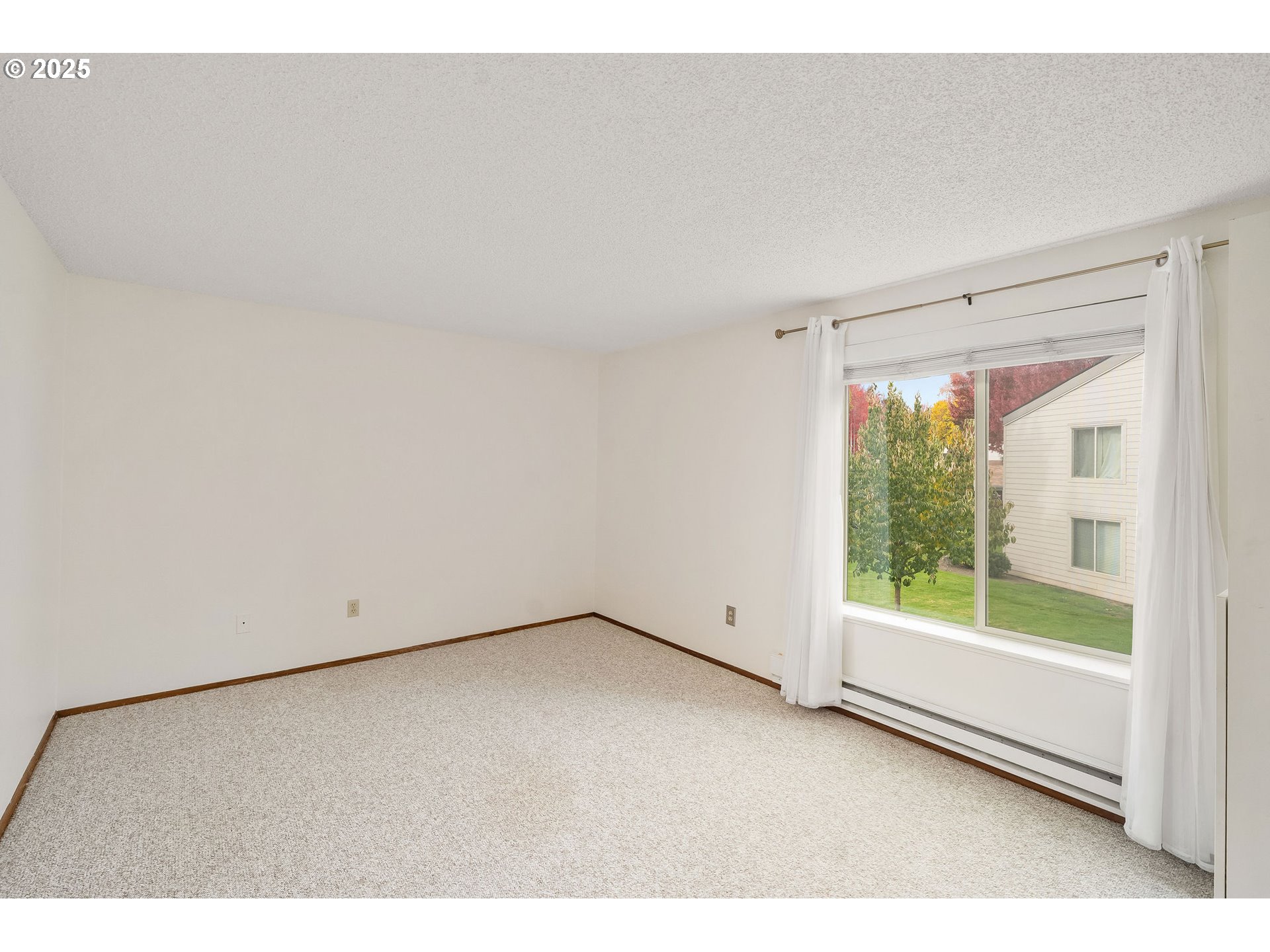 Photo #9: 454302939 Listing: Photo #9