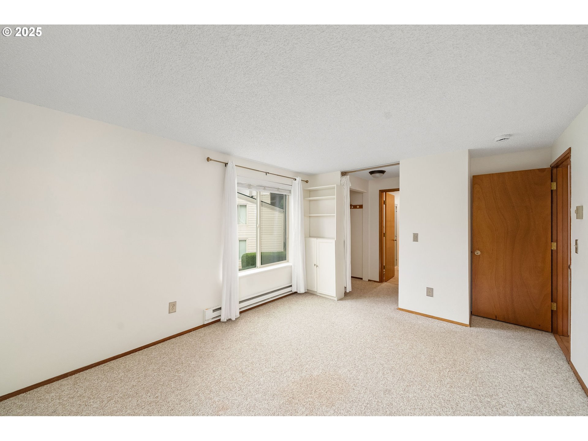 Photo #10: 454302939 Listing: Photo #10