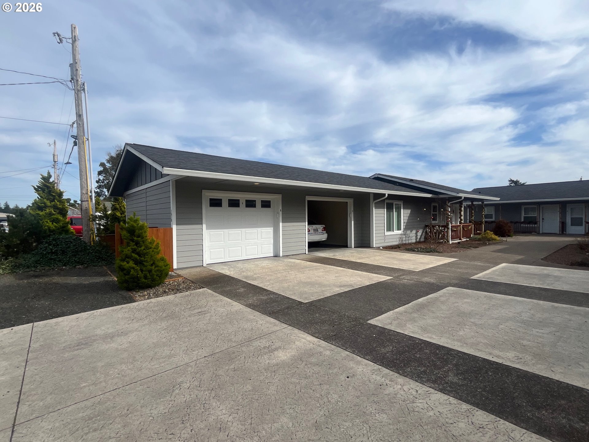 1610 19TH ST, Florence, OR, 97439