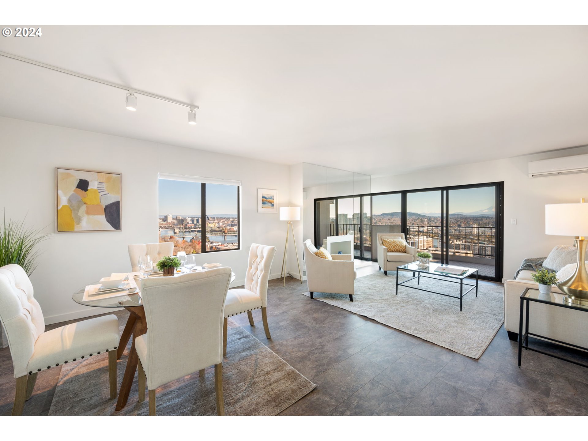 Photo #4: 455289814 Listing: Photo #4