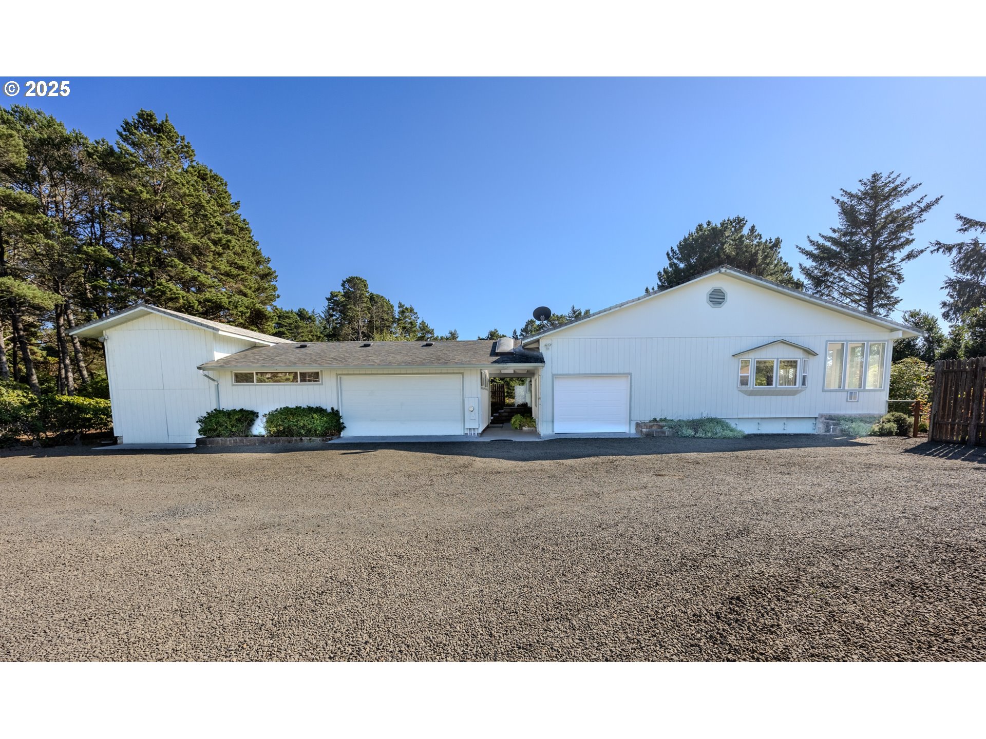 1495 8TH ST, Florence, OR, 97439