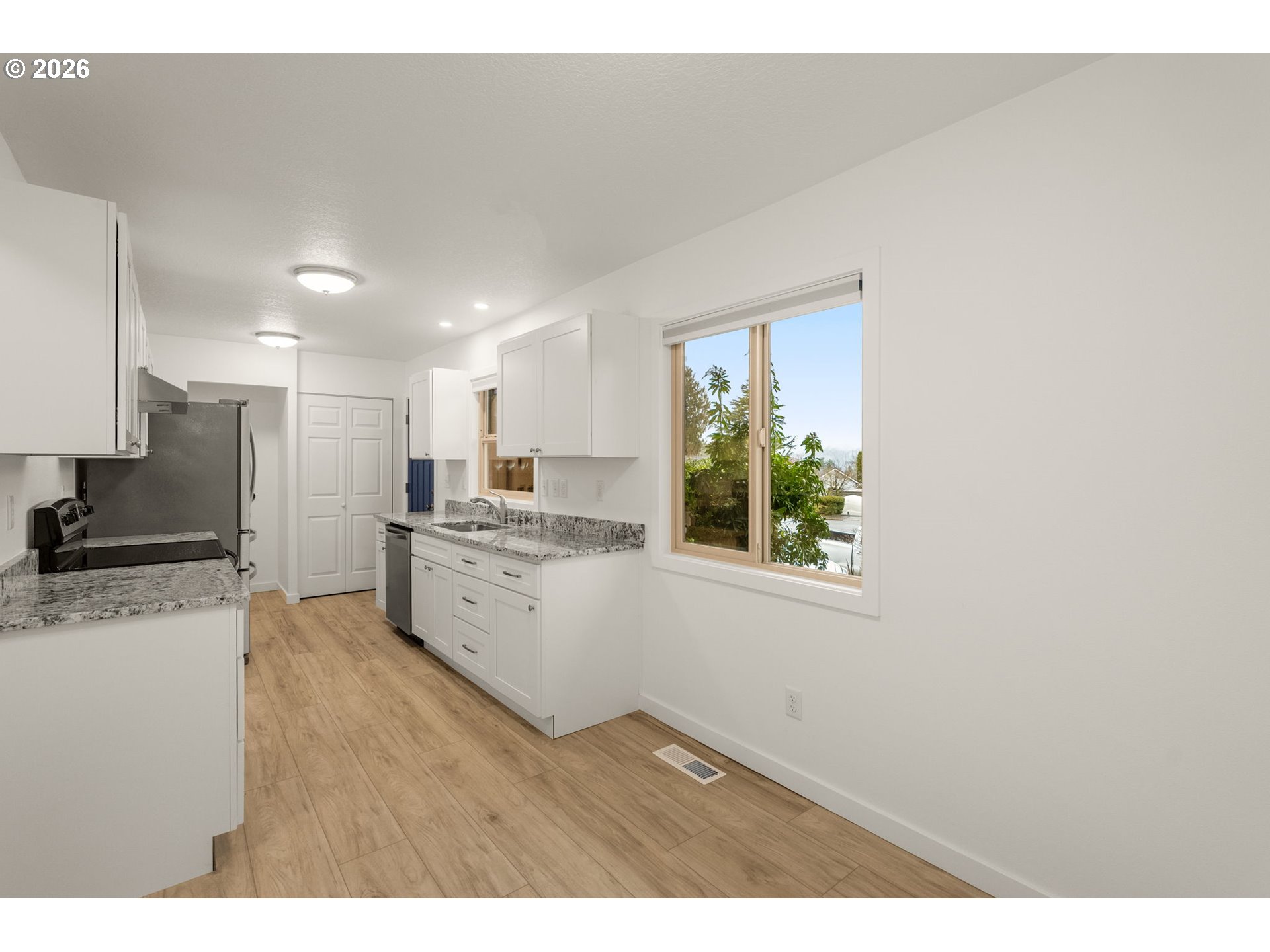 Photo #22: 456225771 Listing: Photo #22