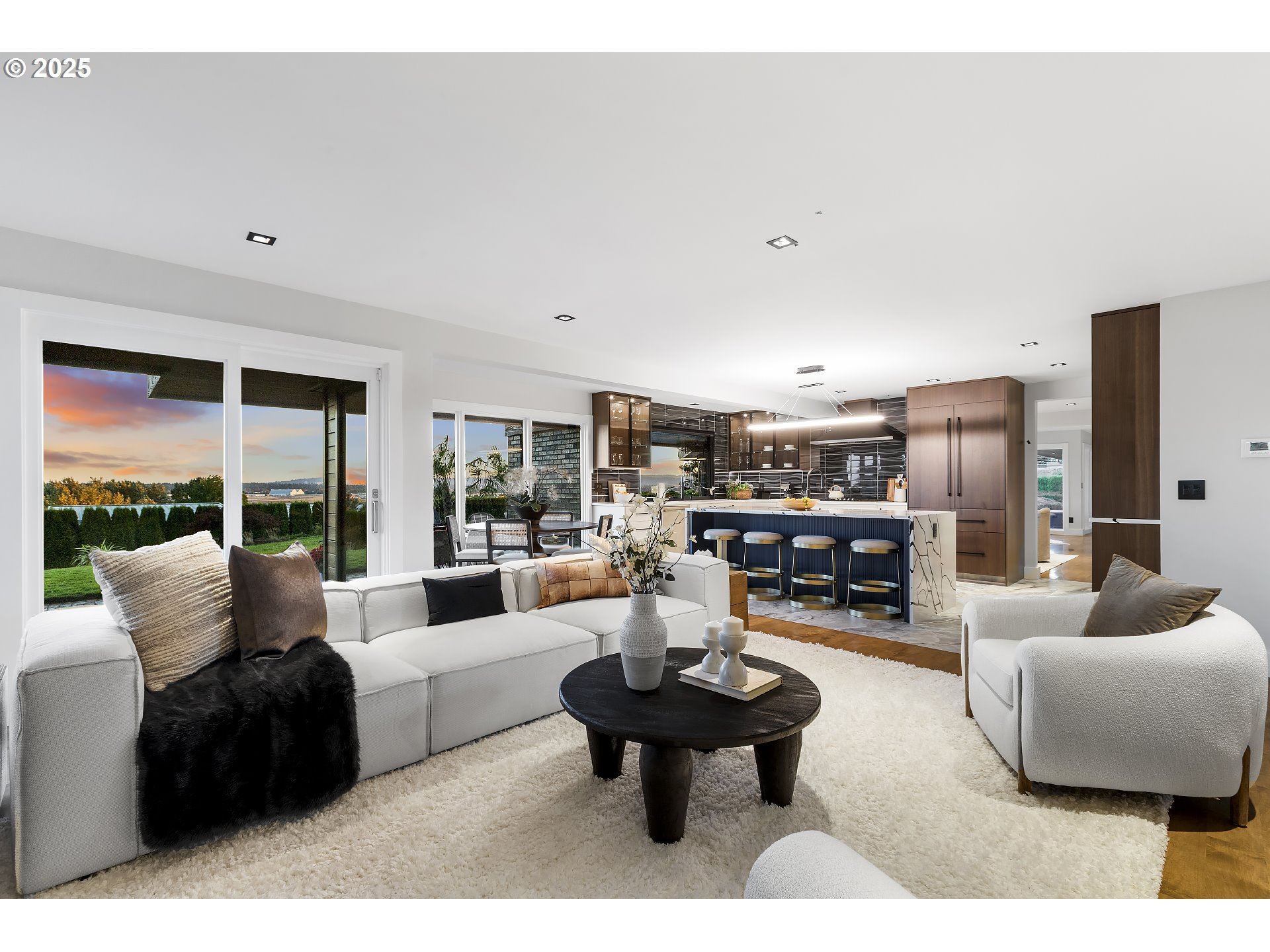 8015 SE EVERGREEN HWY, Vancouver, 5 Bedrooms Bedrooms, ,4 BathroomsBathrooms,Residential,For Sale,EVERGREEN,0,457945258