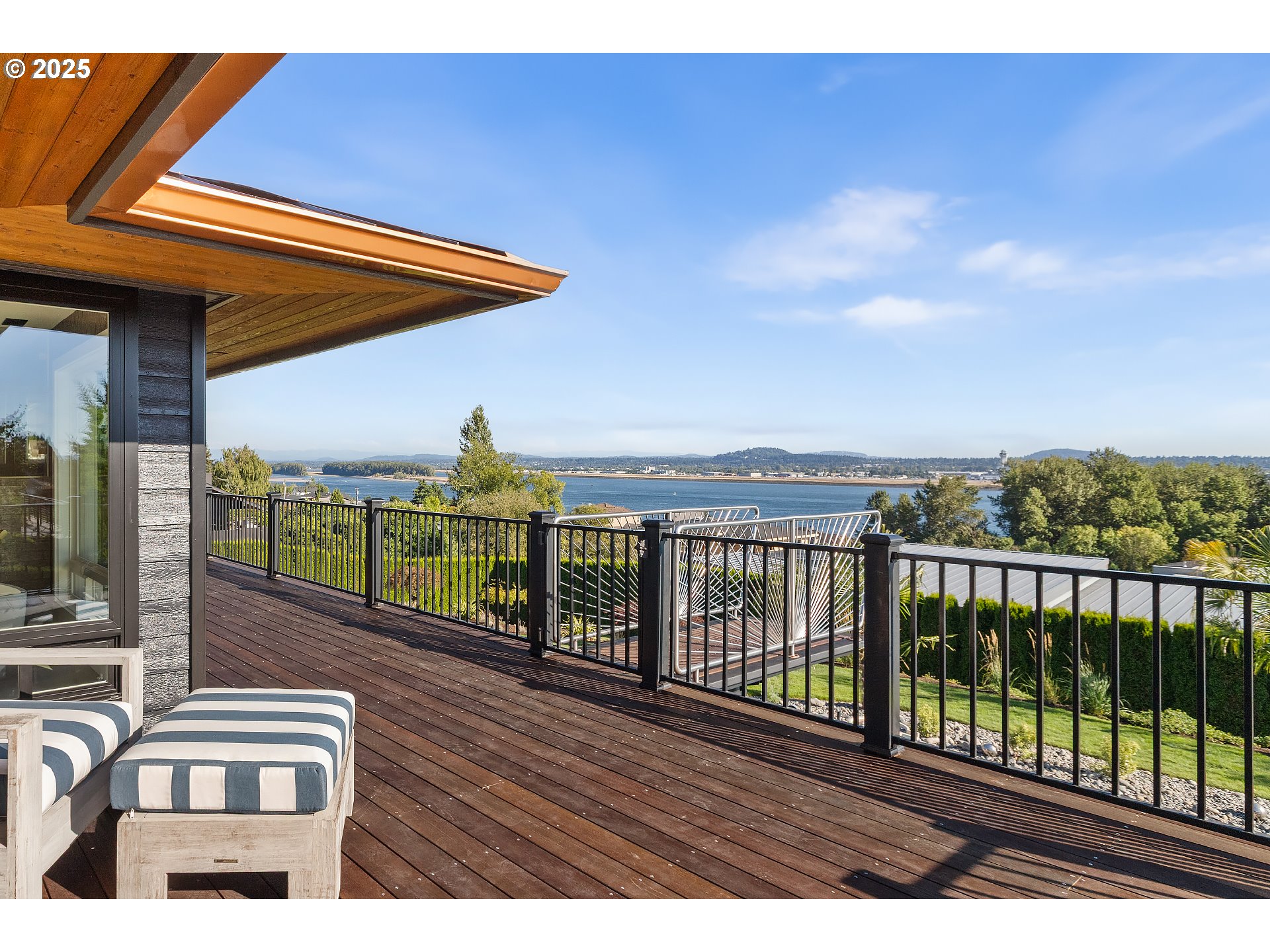 8015 SE EVERGREEN HWY, Vancouver, 5 Bedrooms Bedrooms, ,4 BathroomsBathrooms,Residential,For Sale,EVERGREEN,0,457945258