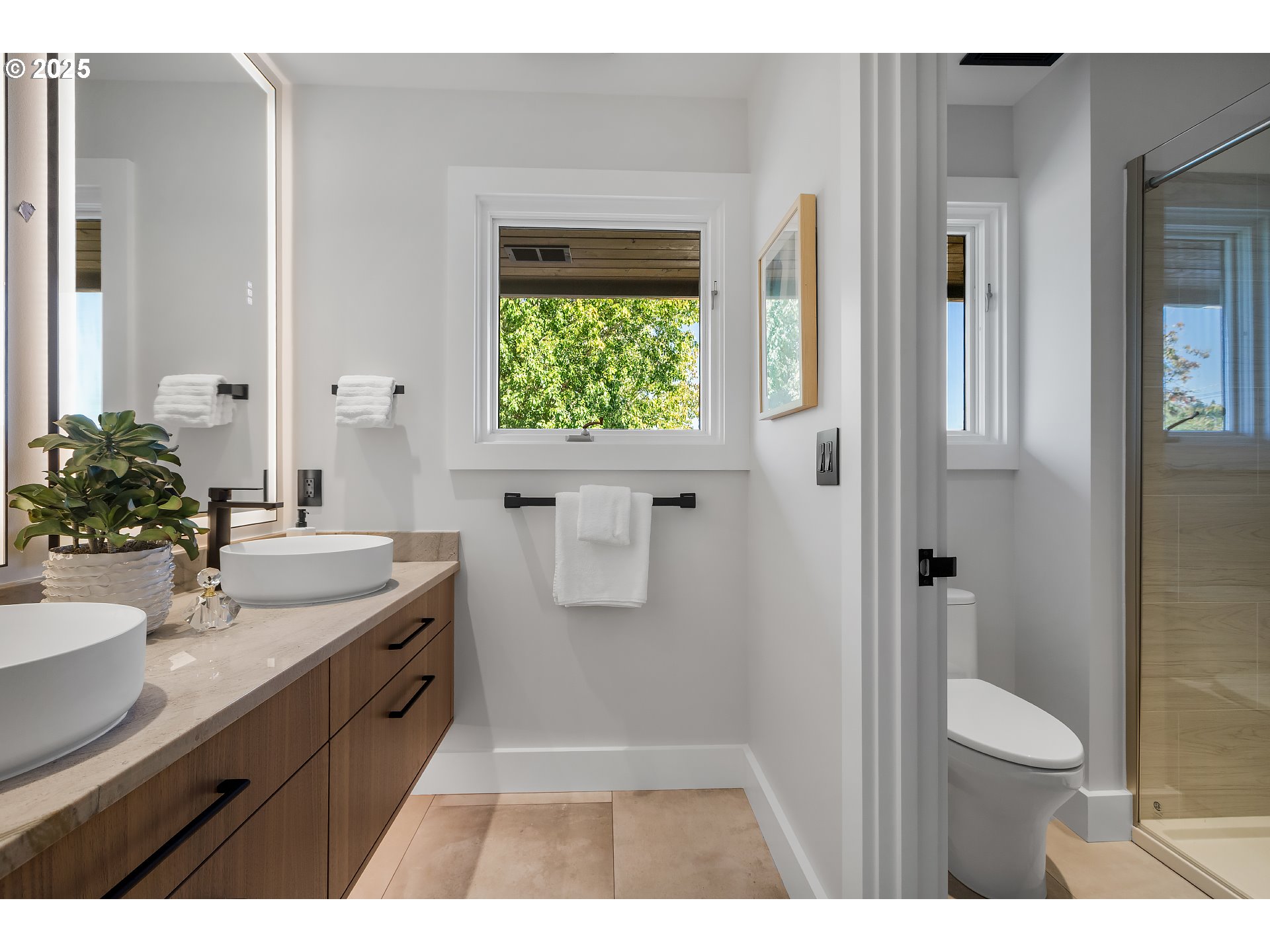 8015 SE EVERGREEN HWY, Vancouver, 5 Bedrooms Bedrooms, ,4 BathroomsBathrooms,Residential,For Sale,EVERGREEN,0,457945258