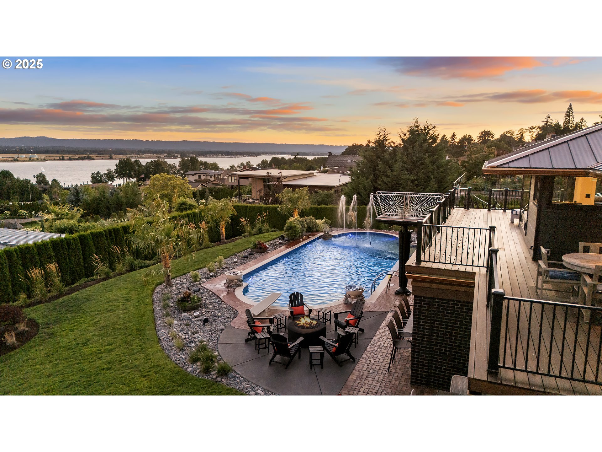 8015 SE EVERGREEN HWY, Vancouver, 5 Bedrooms Bedrooms, ,4 BathroomsBathrooms,Residential,For Sale,EVERGREEN,0,457945258