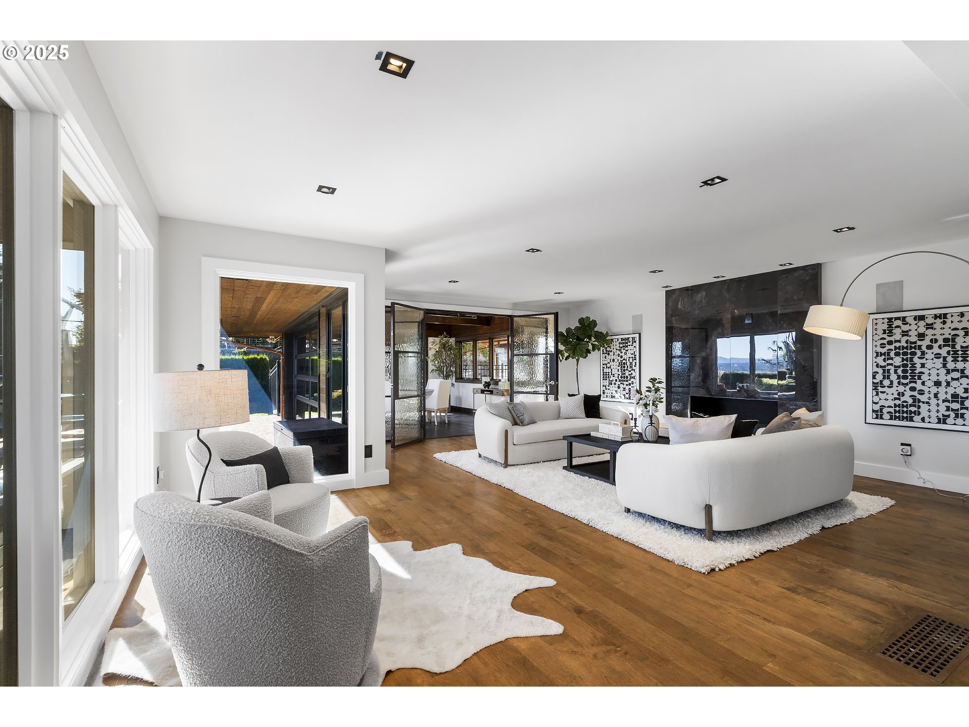 8015 SE EVERGREEN HWY, Vancouver, 5 Bedrooms Bedrooms, ,4 BathroomsBathrooms,Residential,For Sale,EVERGREEN,0,457945258