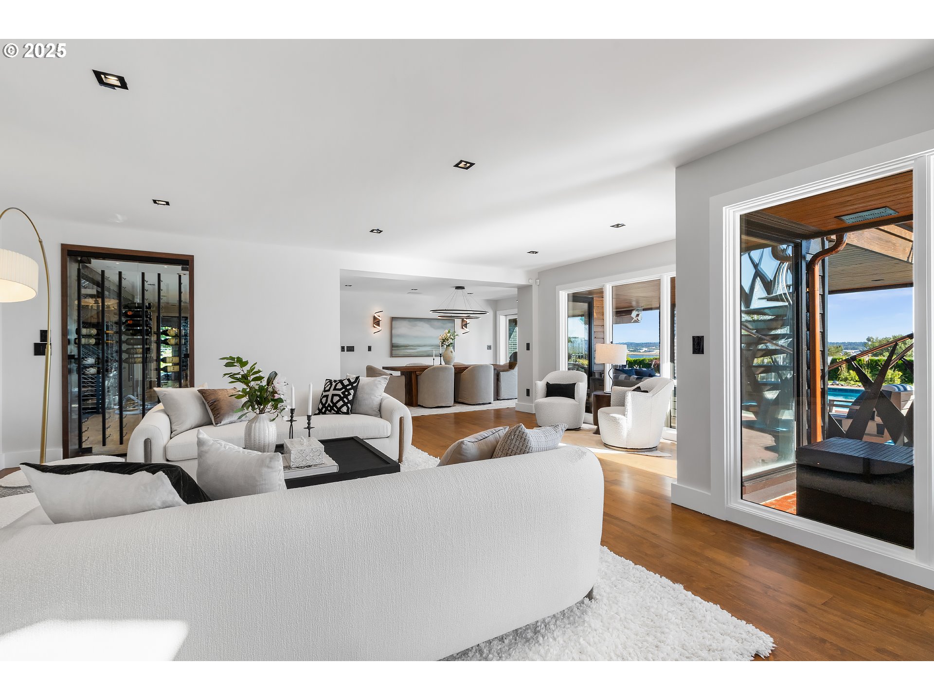 8015 SE EVERGREEN HWY, Vancouver, 5 Bedrooms Bedrooms, ,4 BathroomsBathrooms,Residential,For Sale,EVERGREEN,0,457945258