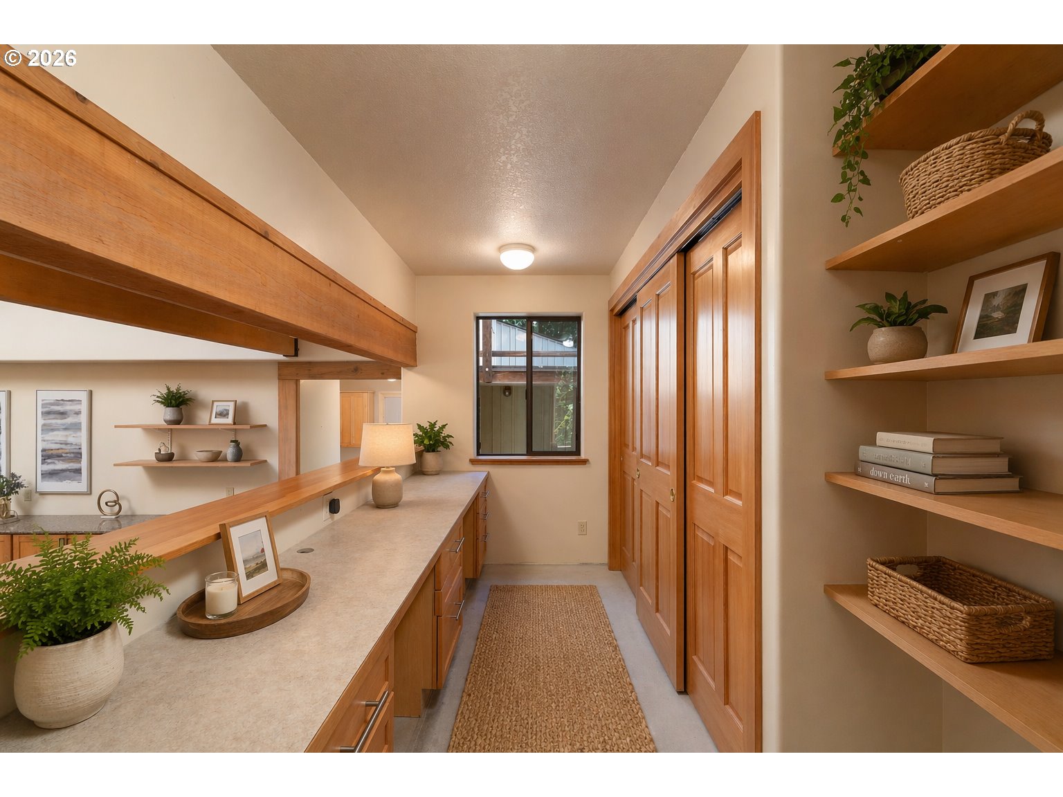 19855 NE TRUNK RD, Dundee, OR, 97115