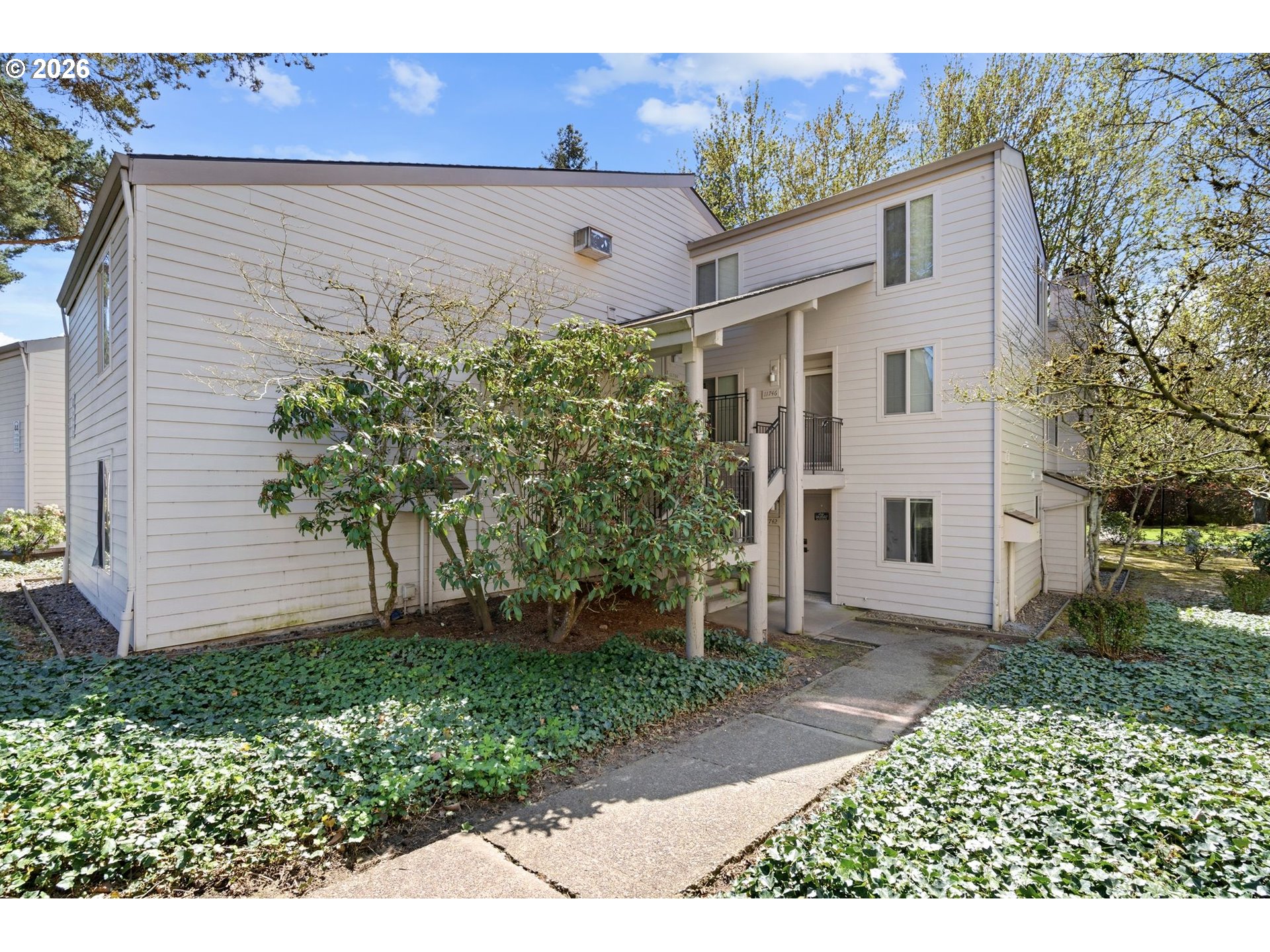 4 TOUCHSTONE UNIT 150, Lake Oswego, OR, 97035