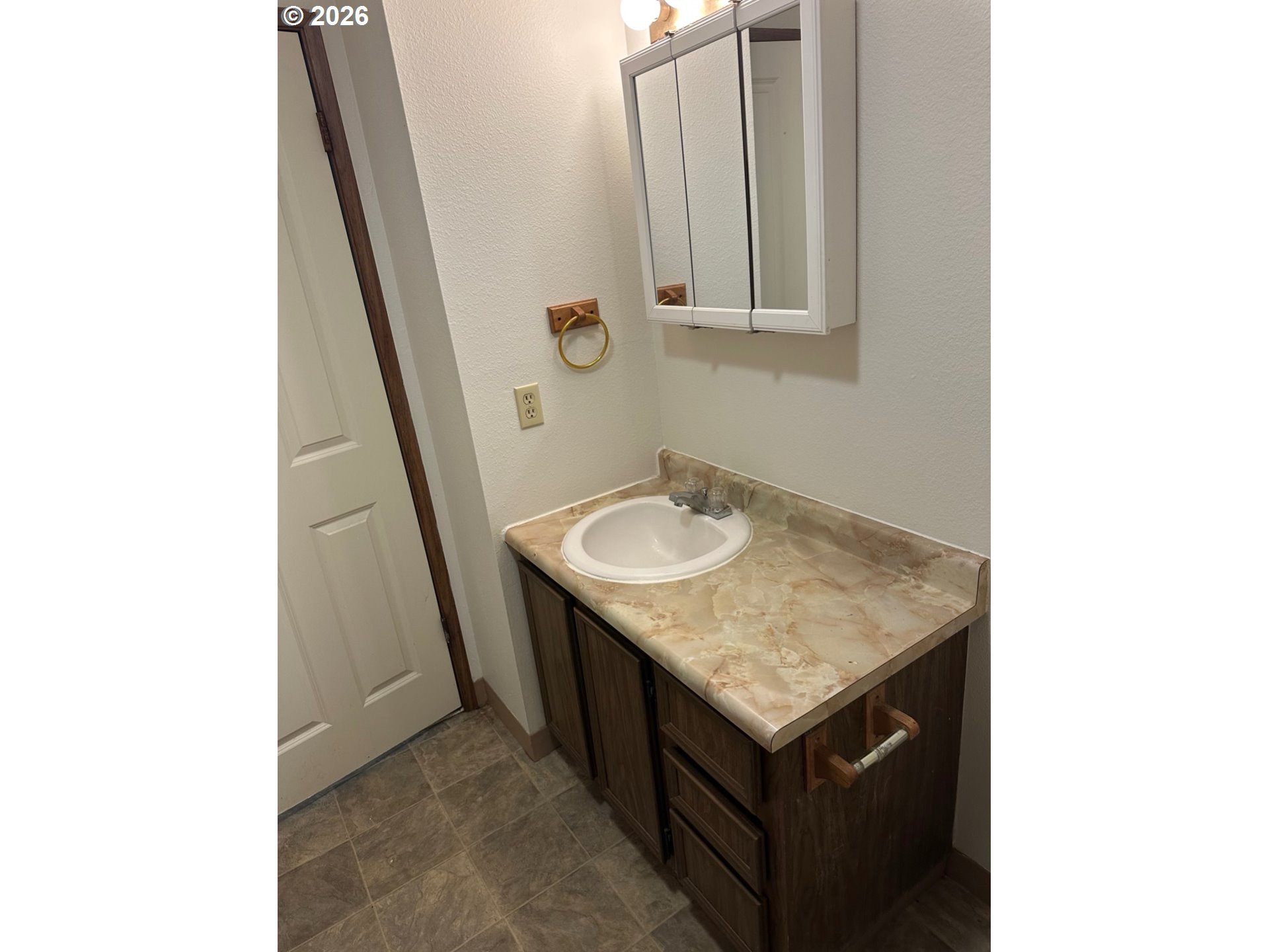 Photo #21: 458719435 Listing: Photo #21