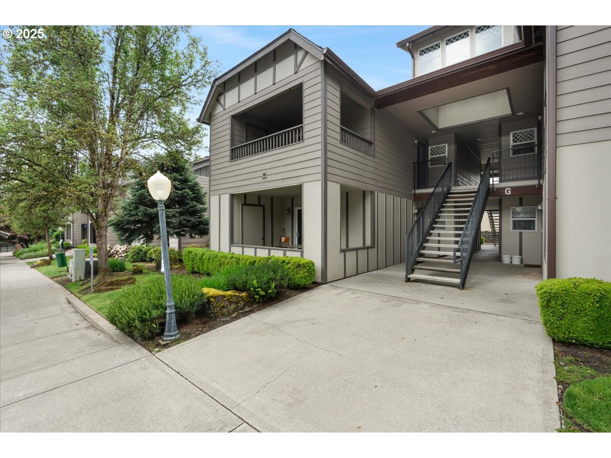 Photo #3: 458963571 Listing 