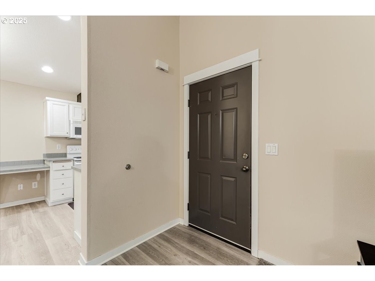 Photo #5: 458963571 Listing: Photo #5