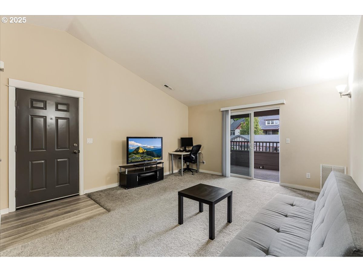 Photo #6: 458963571 Listing: Photo #6