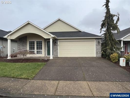 2152 SE RHODODENDRON AVE, Dallas, OR 97338, Dallas