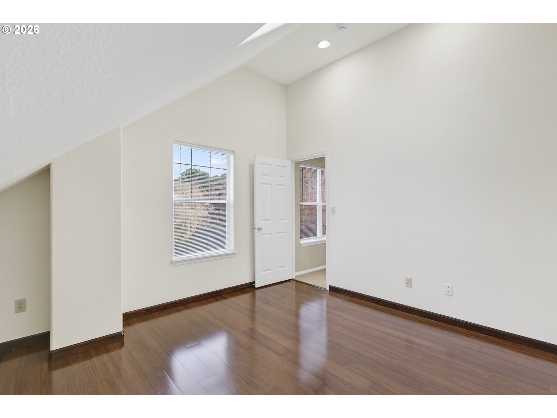 13617 NE GLENDOVEER CT, Portland, OR, 97230