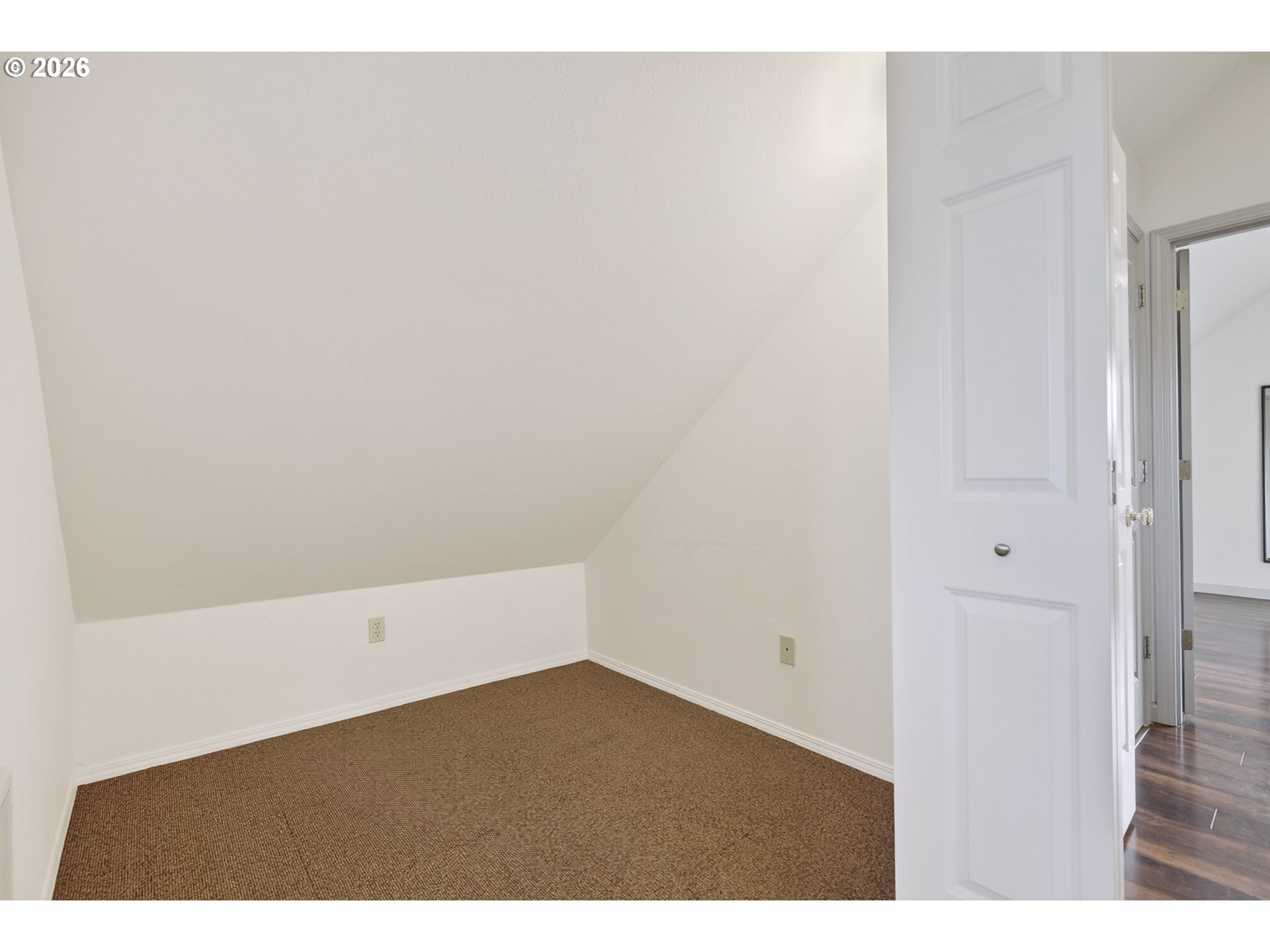 13617 NE GLENDOVEER CT, Portland, OR, 97230