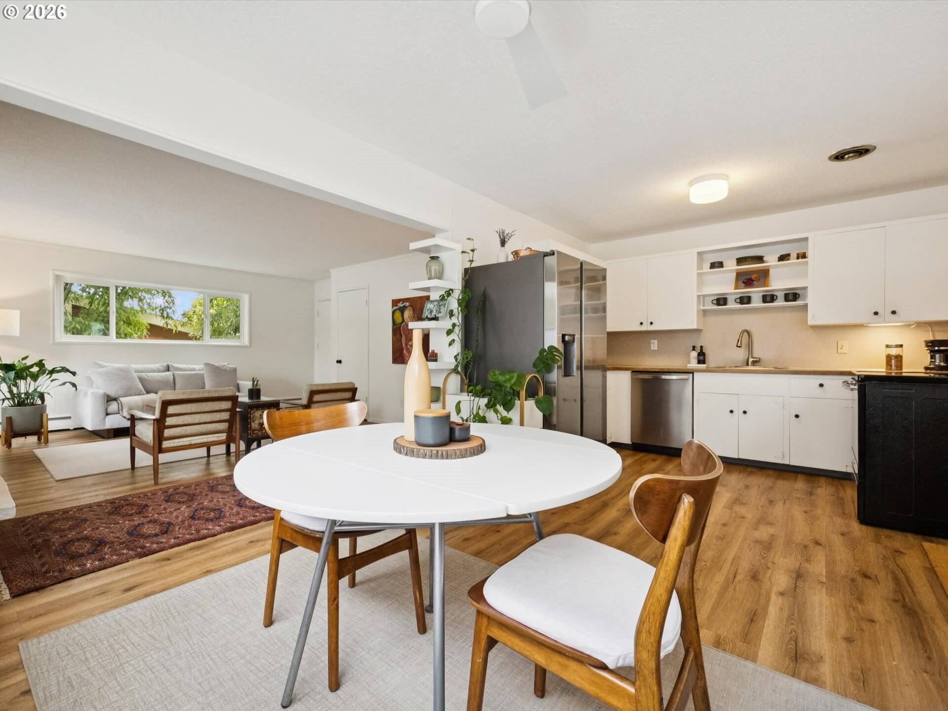 3332 SE 9TH AVE, Portland, OR, 97202