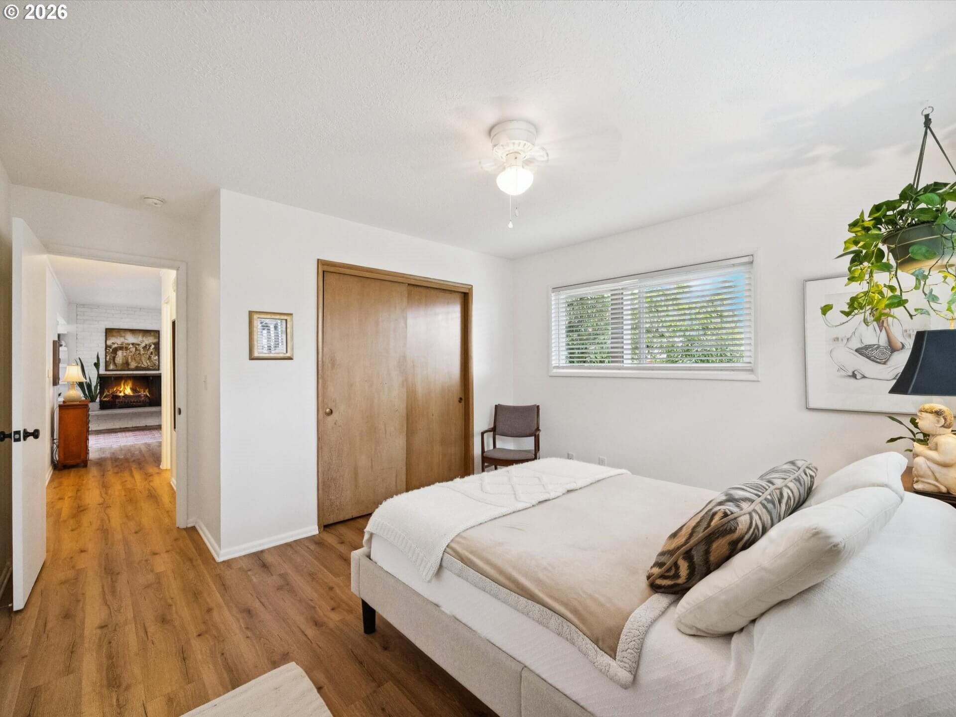 3332 SE 9TH AVE, Portland, OR, 97202