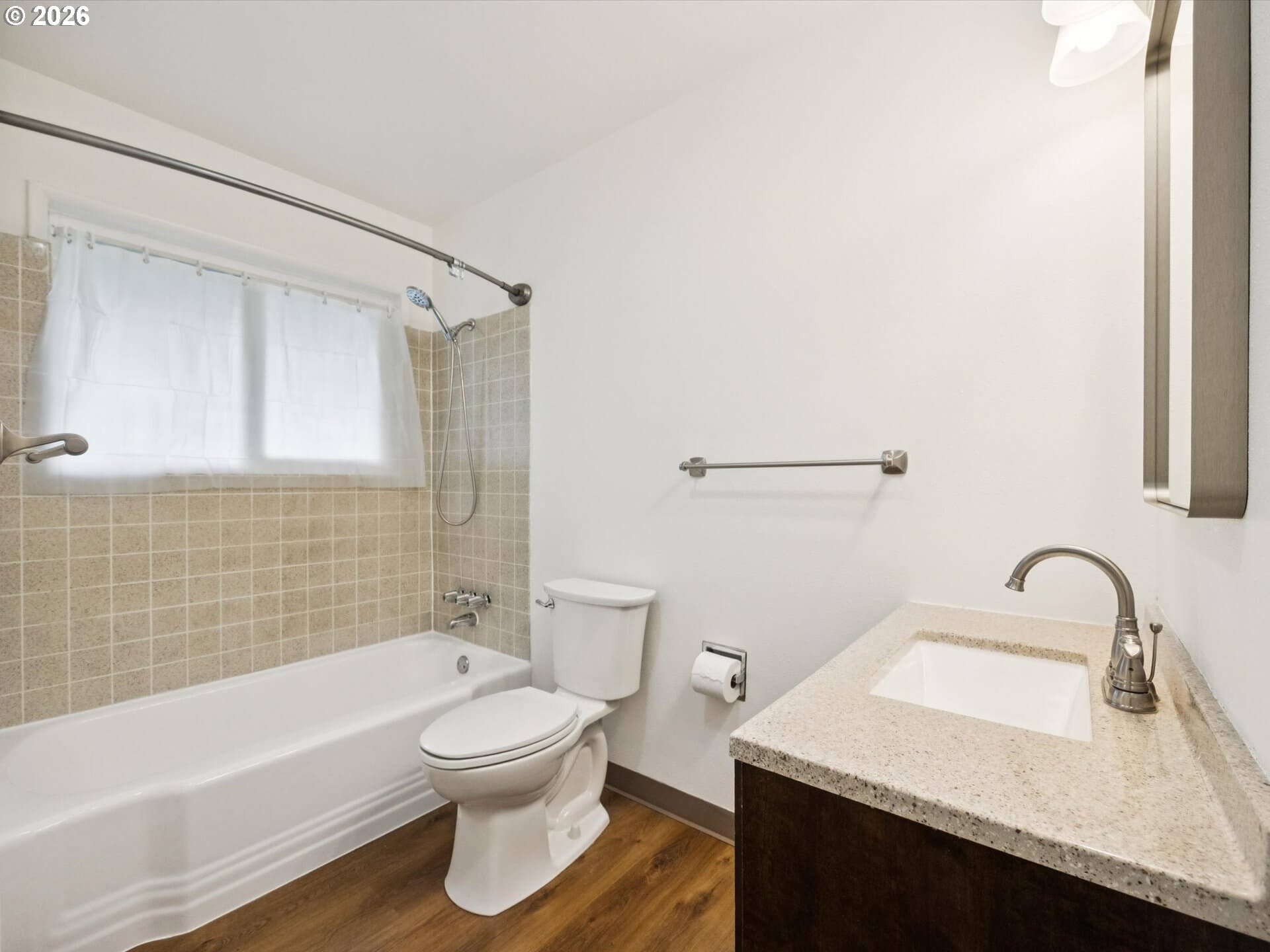 3332 SE 9TH AVE, Portland, OR, 97202