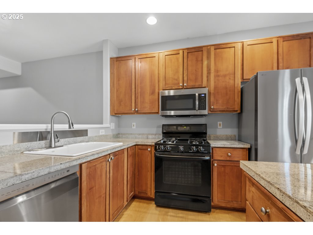 Photo #5: 460400741 Listing: Photo #5