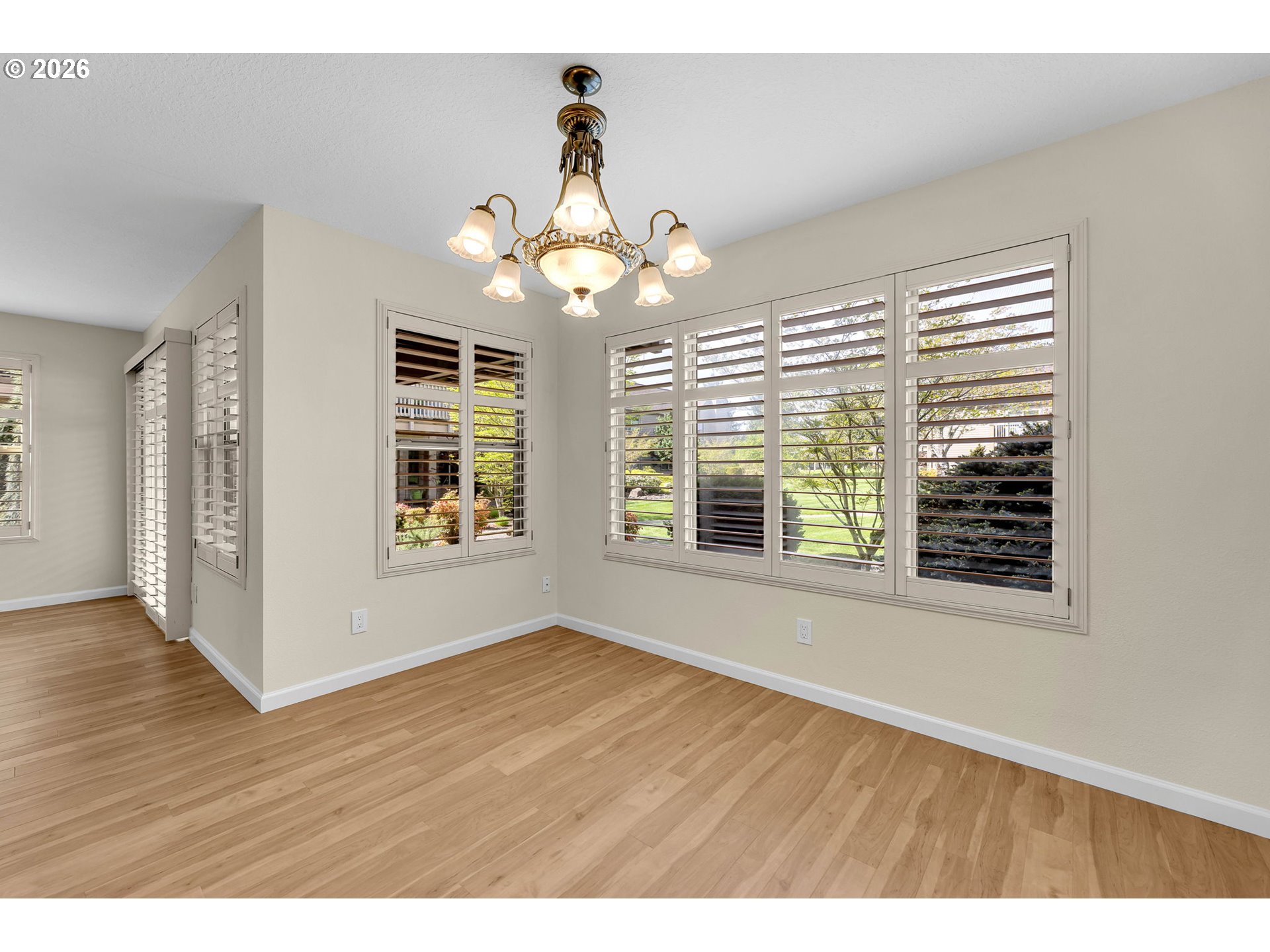 Photo #9: 460401349 Listing: Photo #9