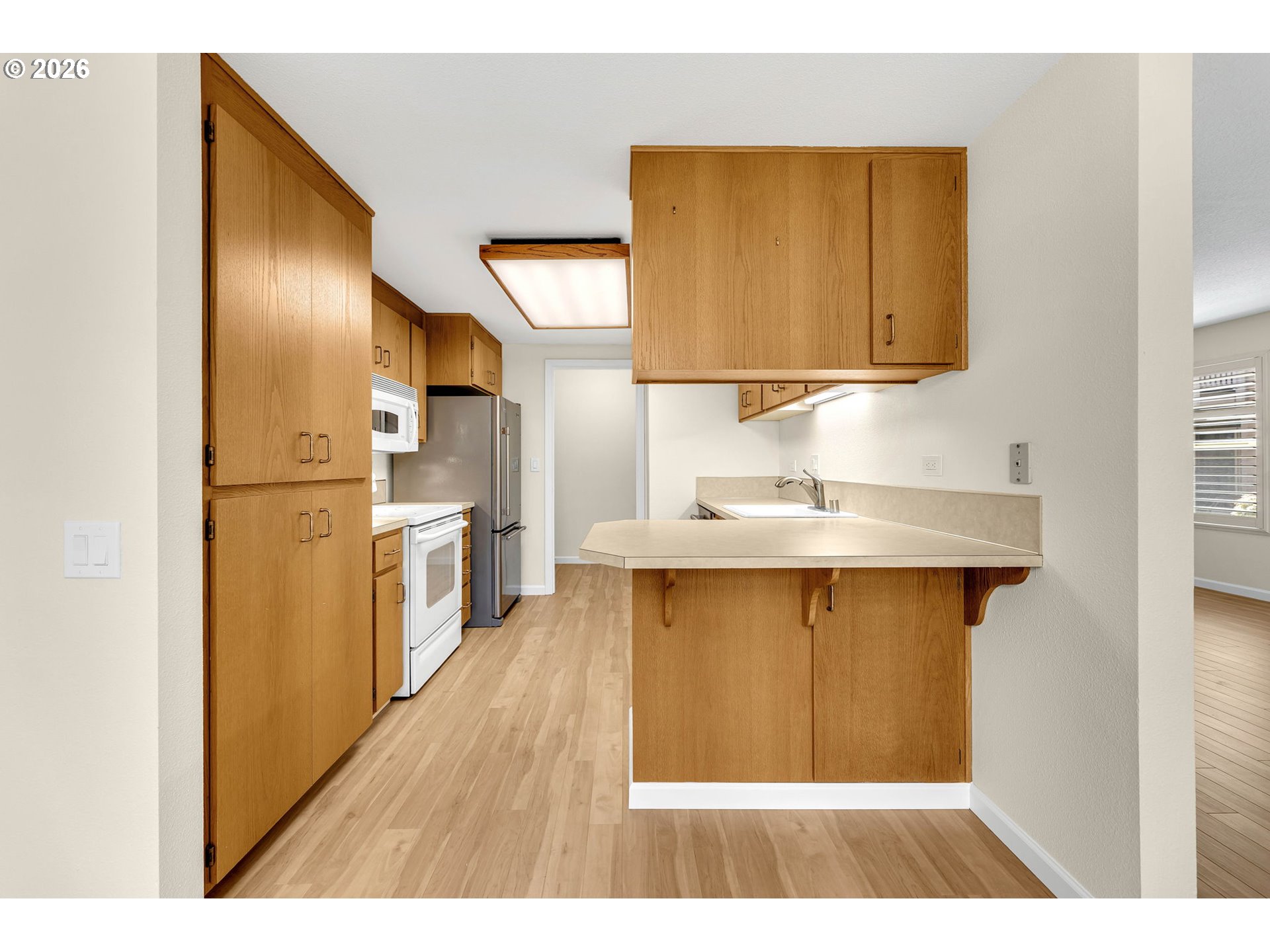 Photo #12: 460401349 Listing: Photo #12