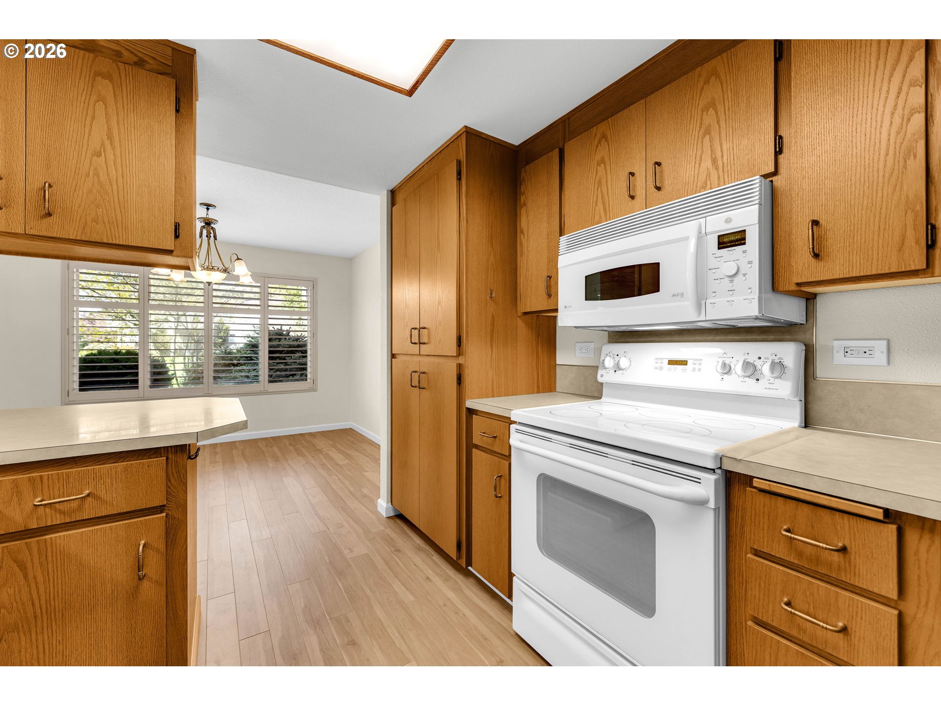 Photo #14: 460401349 Listing: Photo #14