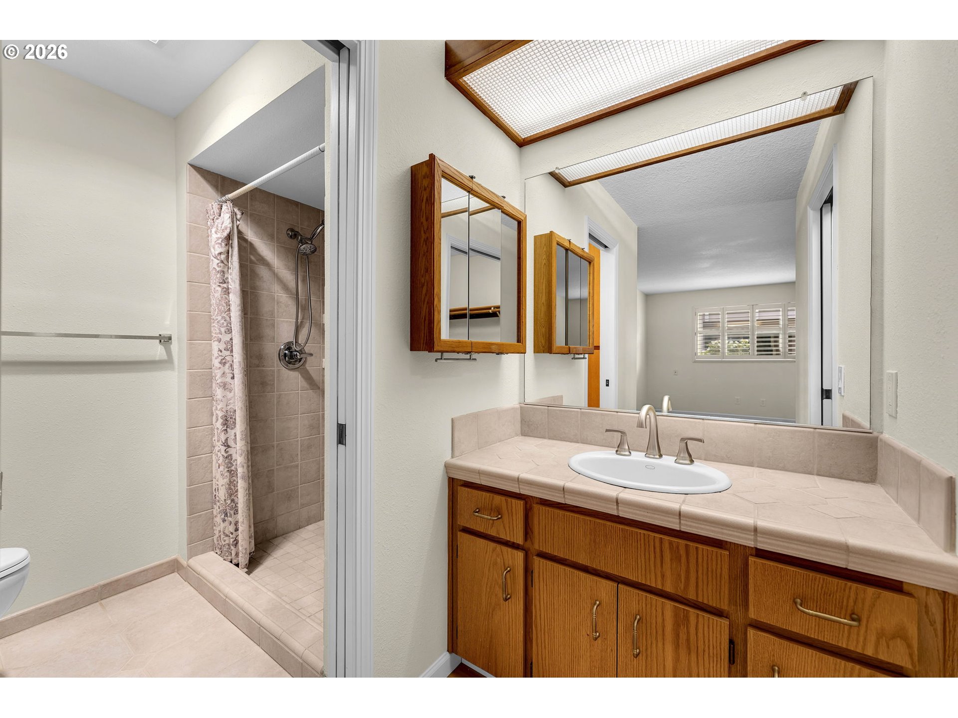 Photo #22: 460401349 Listing: Photo #22