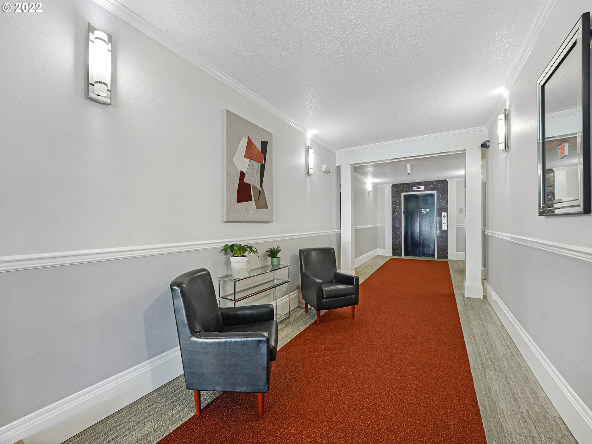 Photo #2: 461733620 Listing 