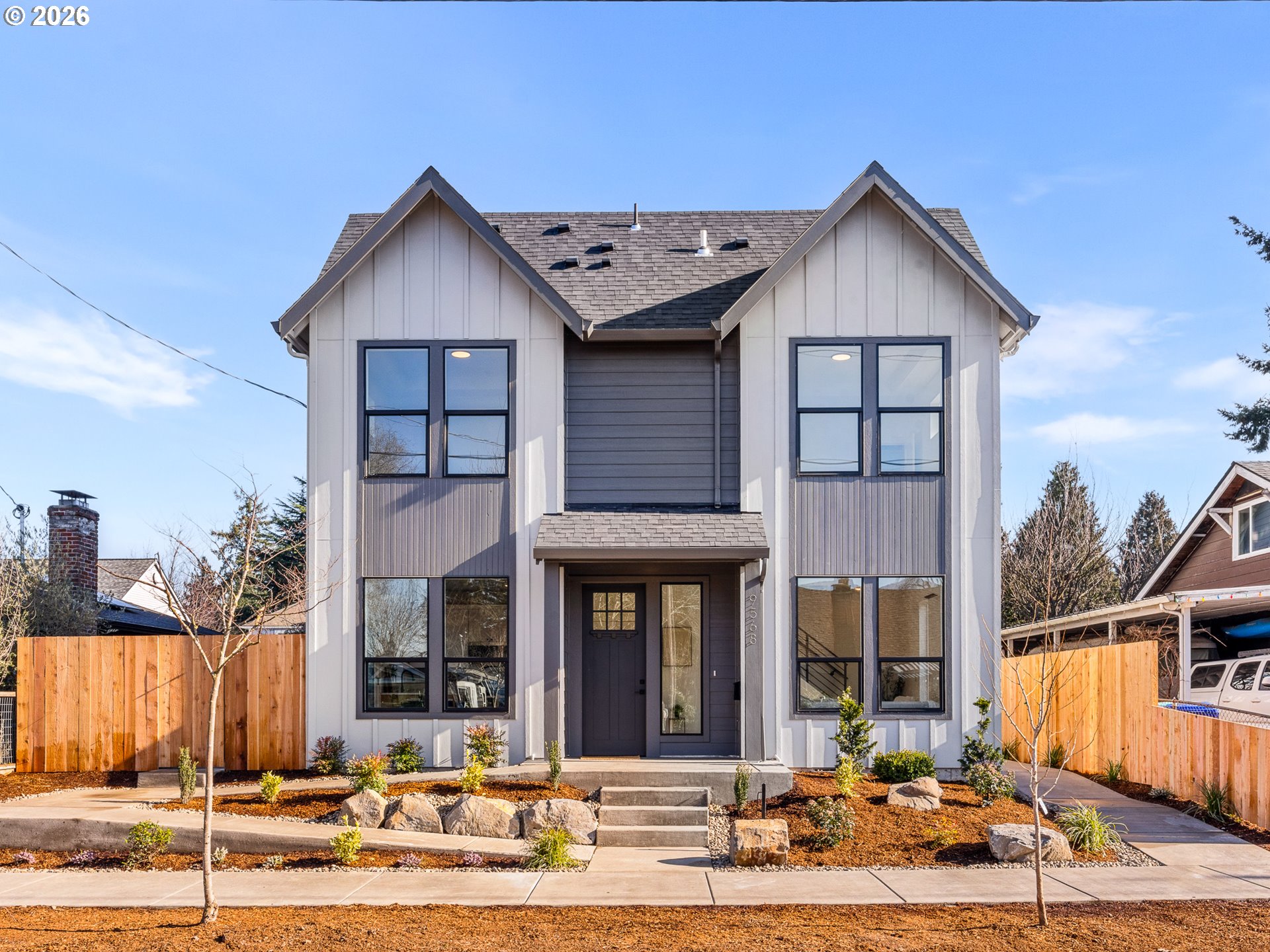 6909 N Bank ST, Portland, OR, 97203