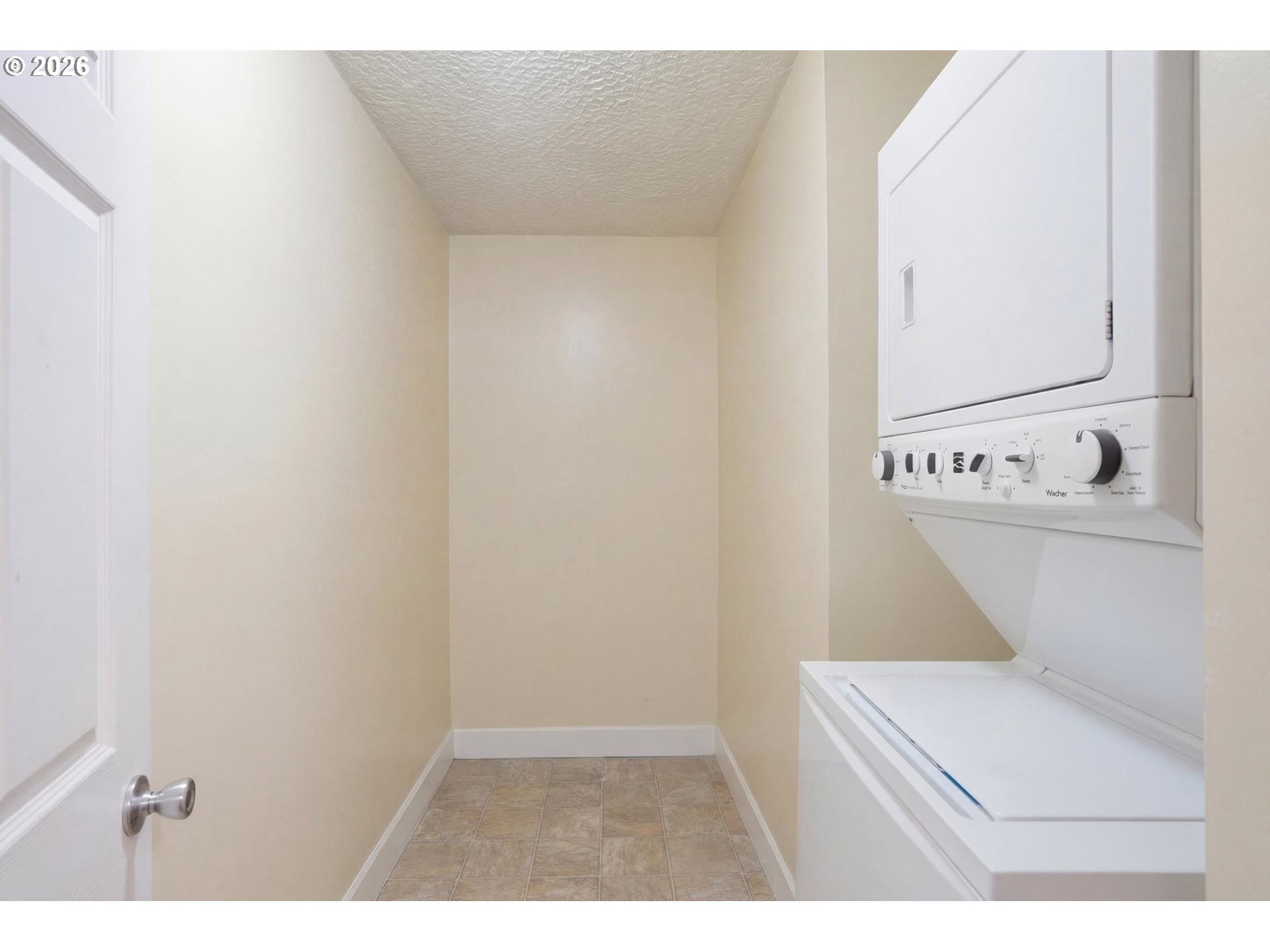 Photo #11: 461945469 Listing: Photo #11