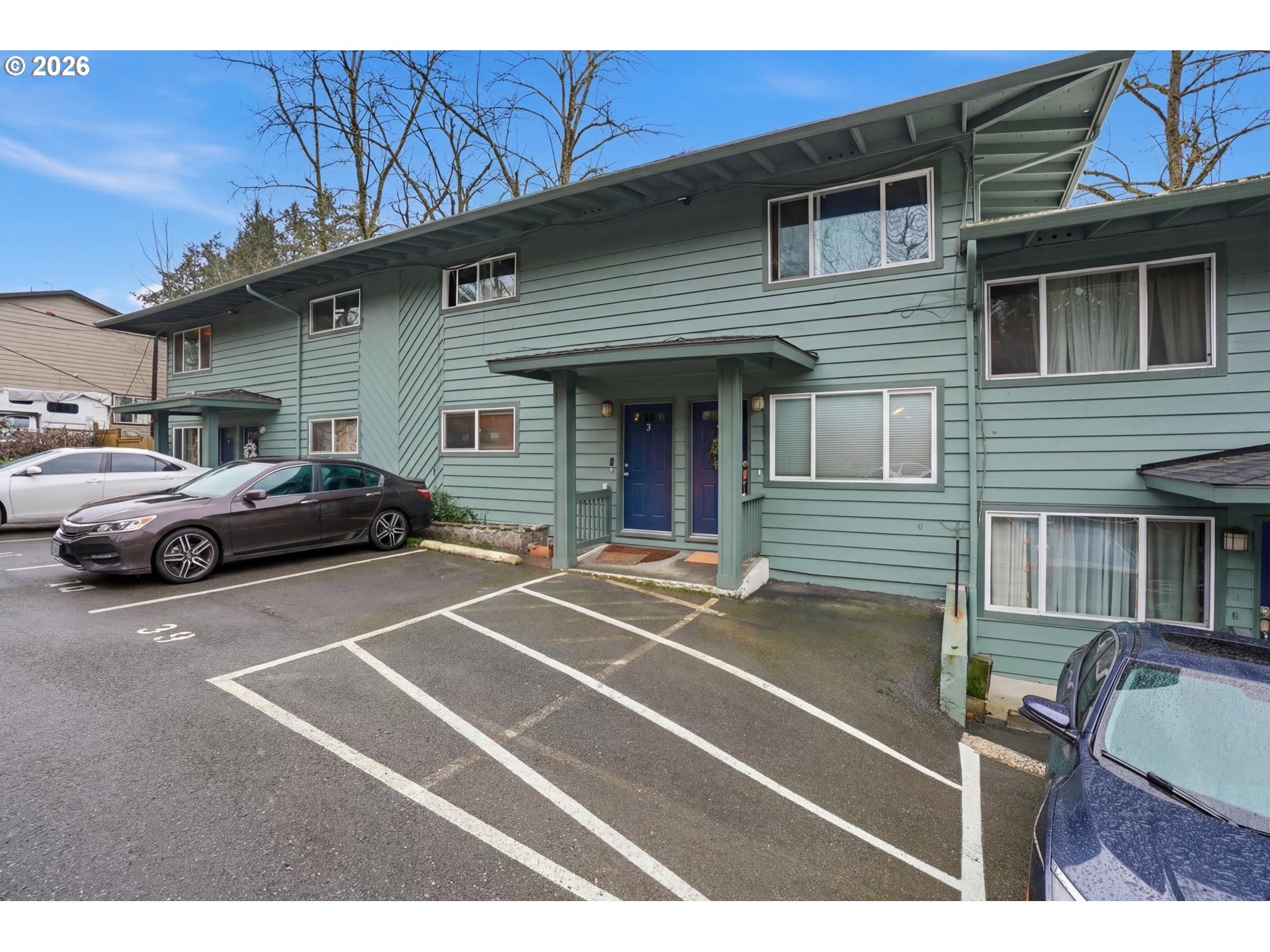 Photo #2: 461945469 Listing: Photo #2