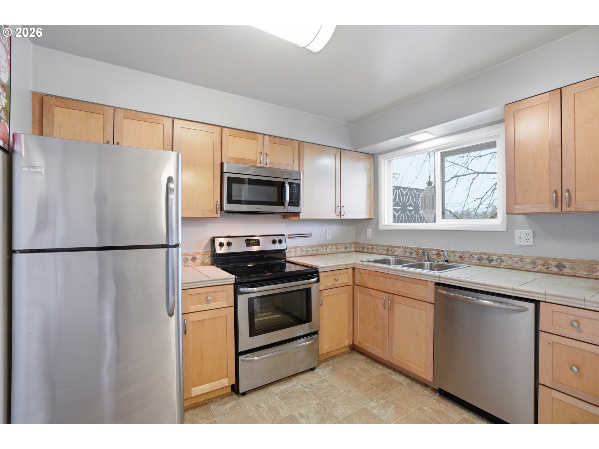 Photo #6: 461945469 Listing: Photo #6