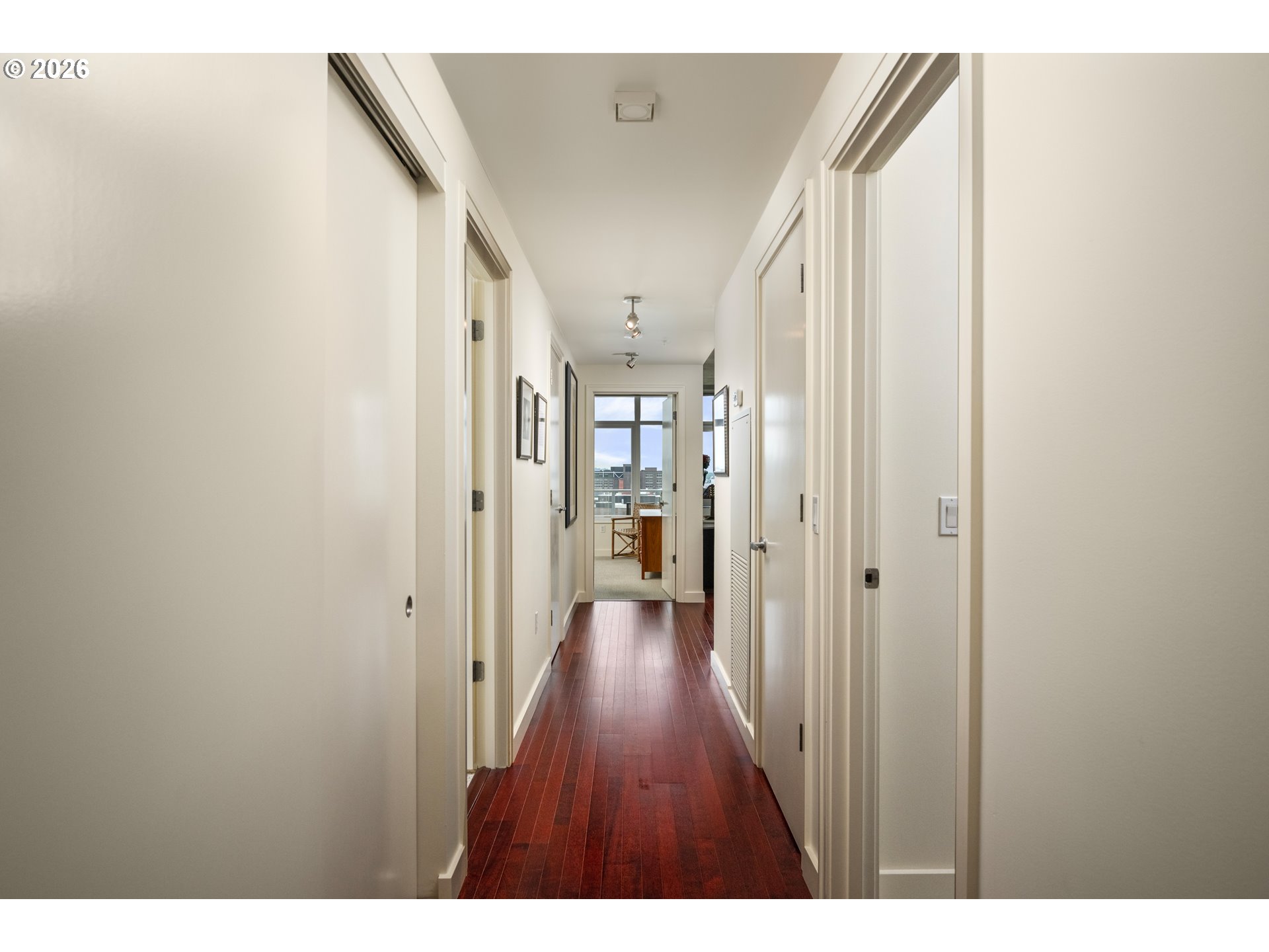 Photo #8: 462371578 Listing: Photo #8