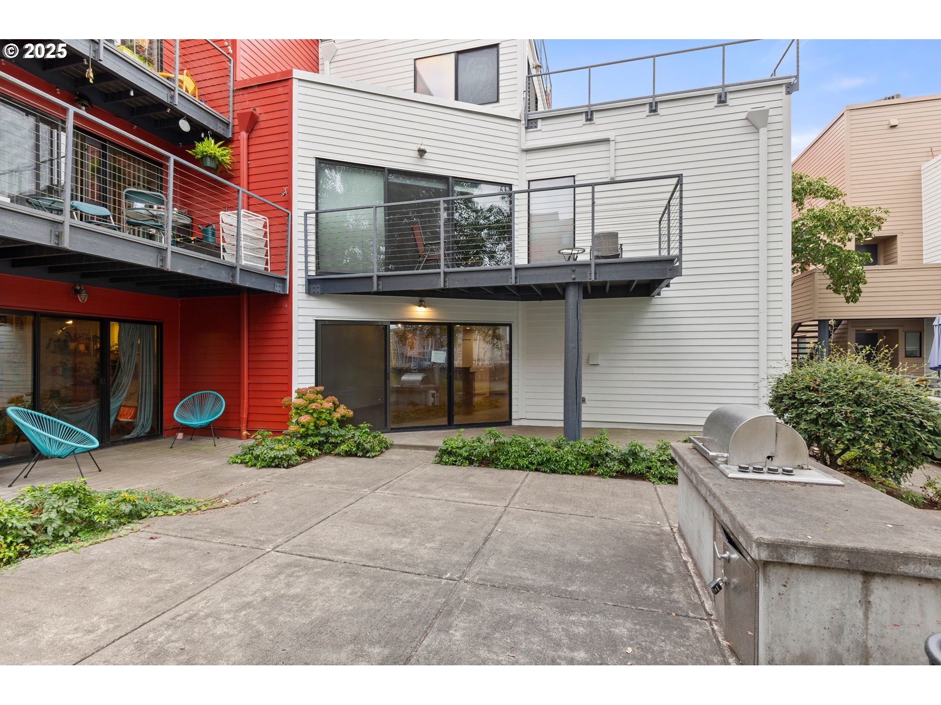 810 NW NAITO PKWY UNIT F24, Portland, OR, 97209