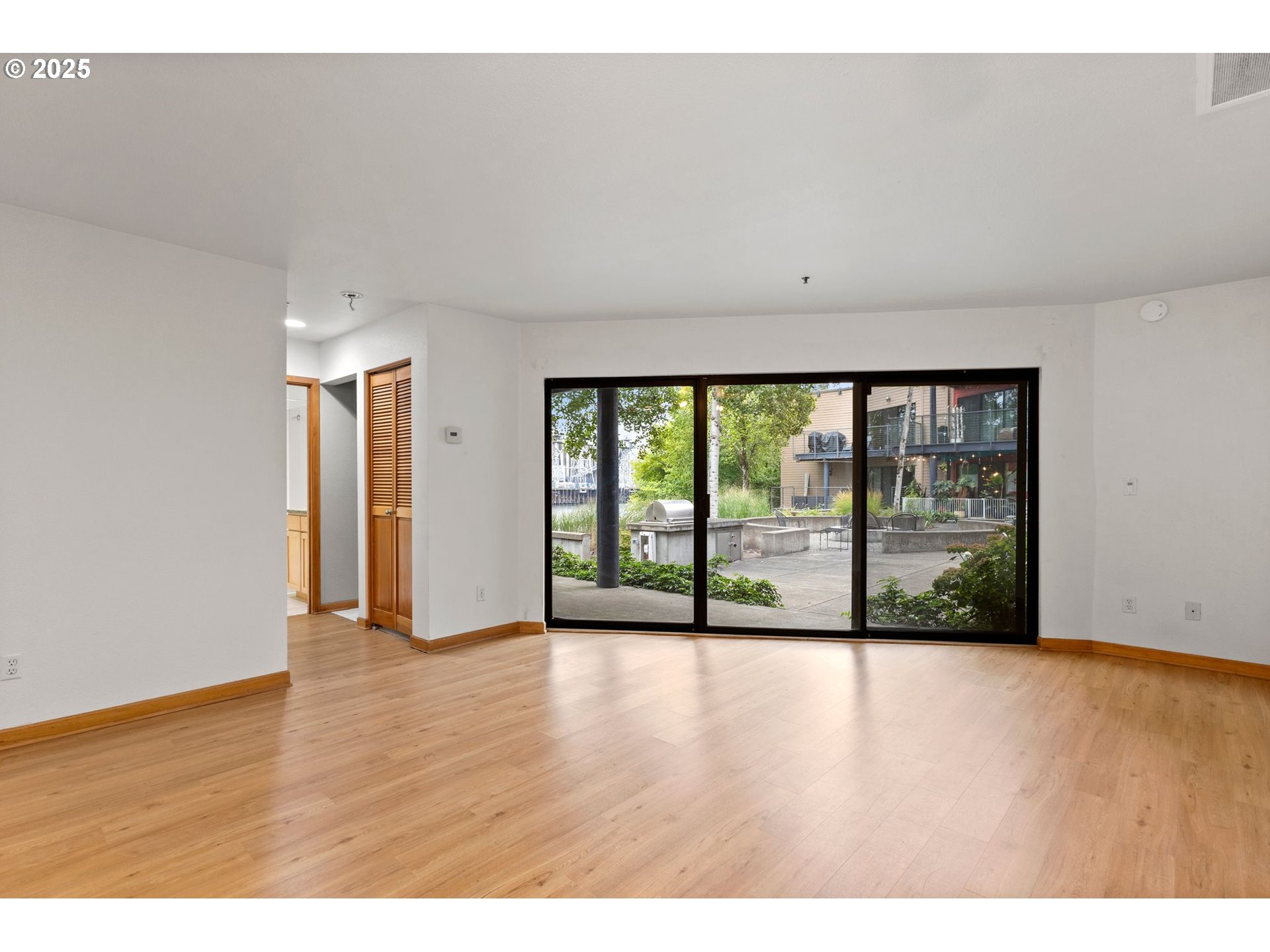 810 NW NAITO PKWY UNIT F24, Portland, OR, 97209