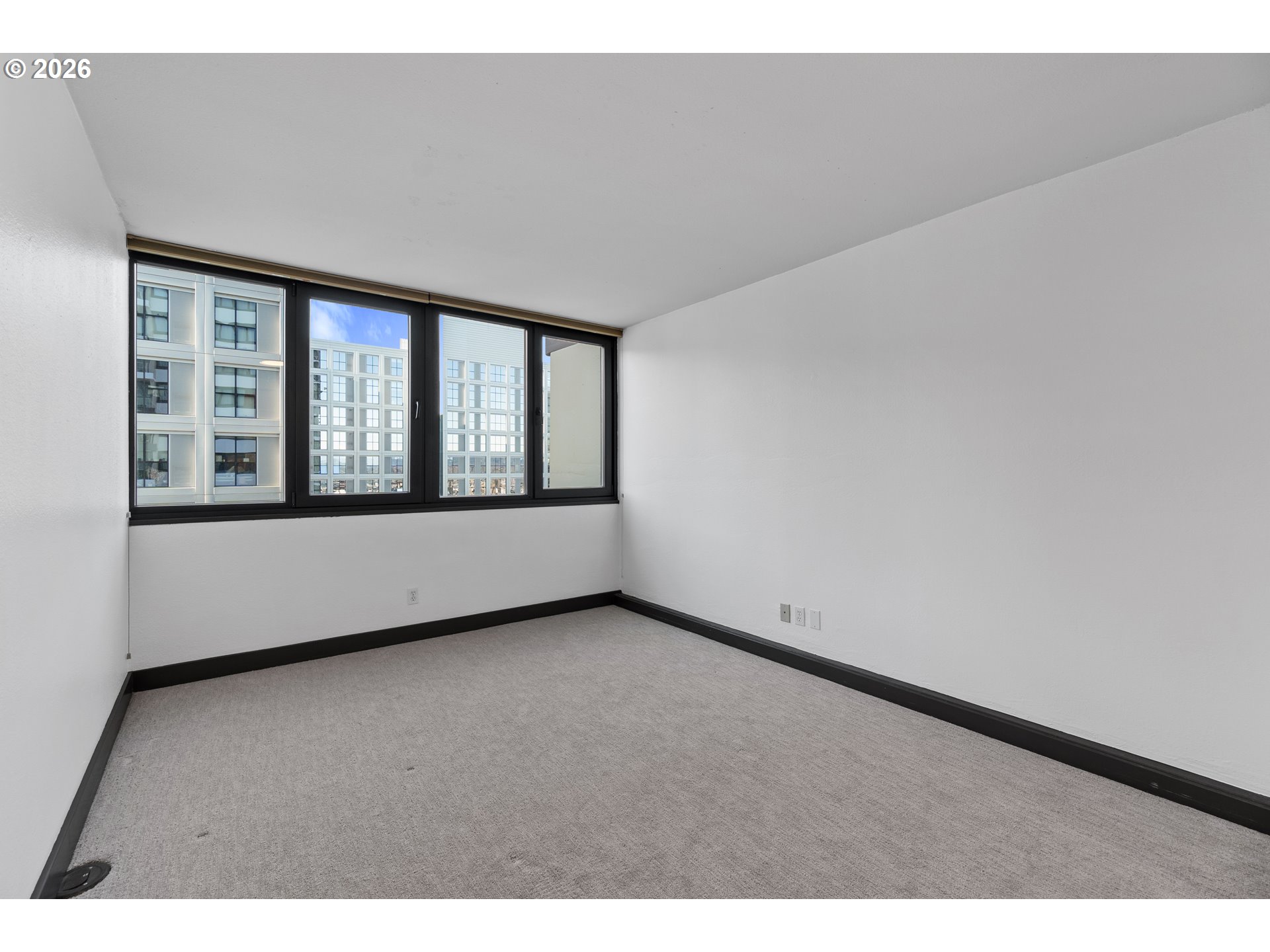 Photo #23: 463472046 Listing: Photo #23