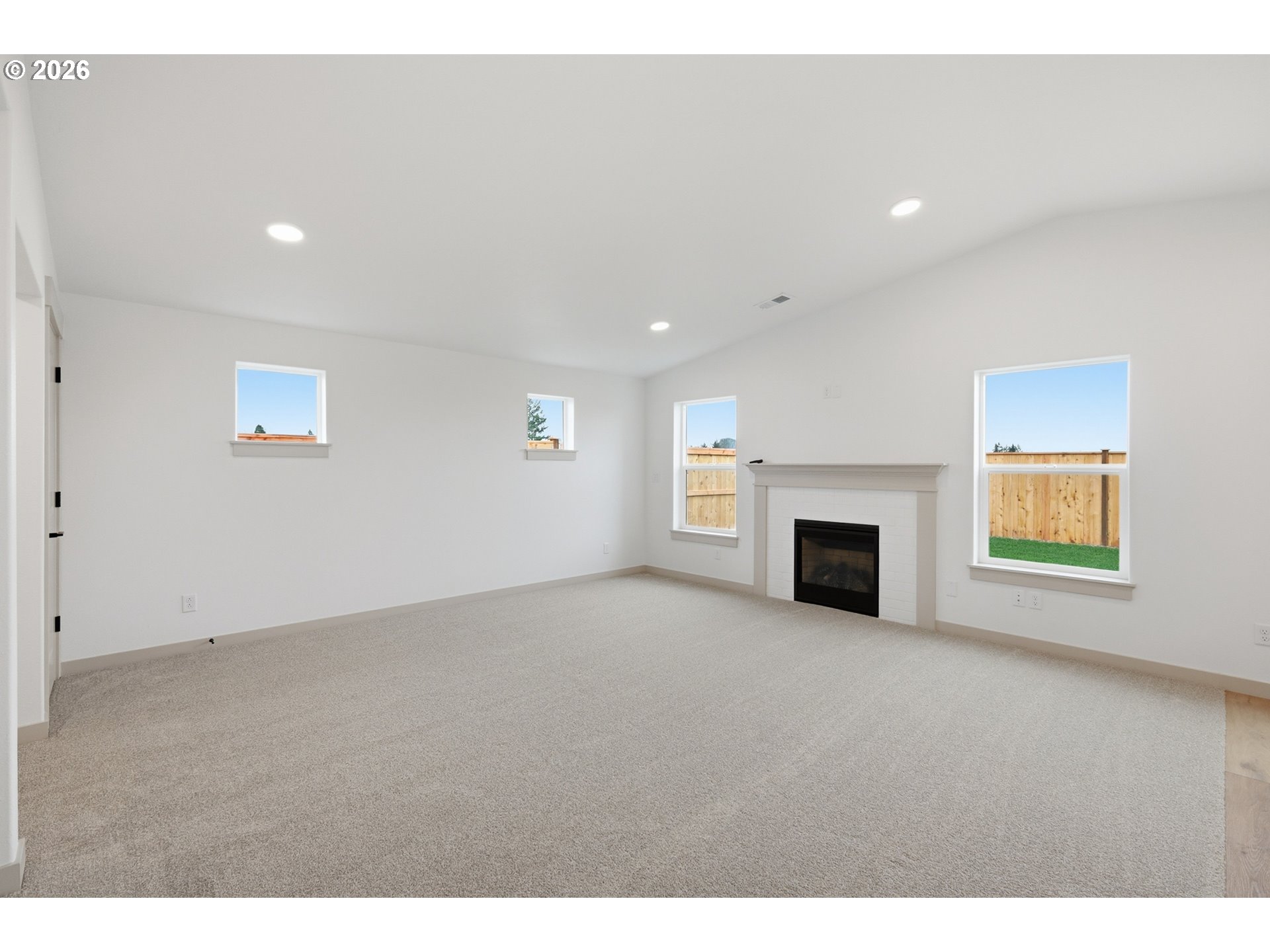 2213 W 10TH AVE, Junction City, OR, 97448