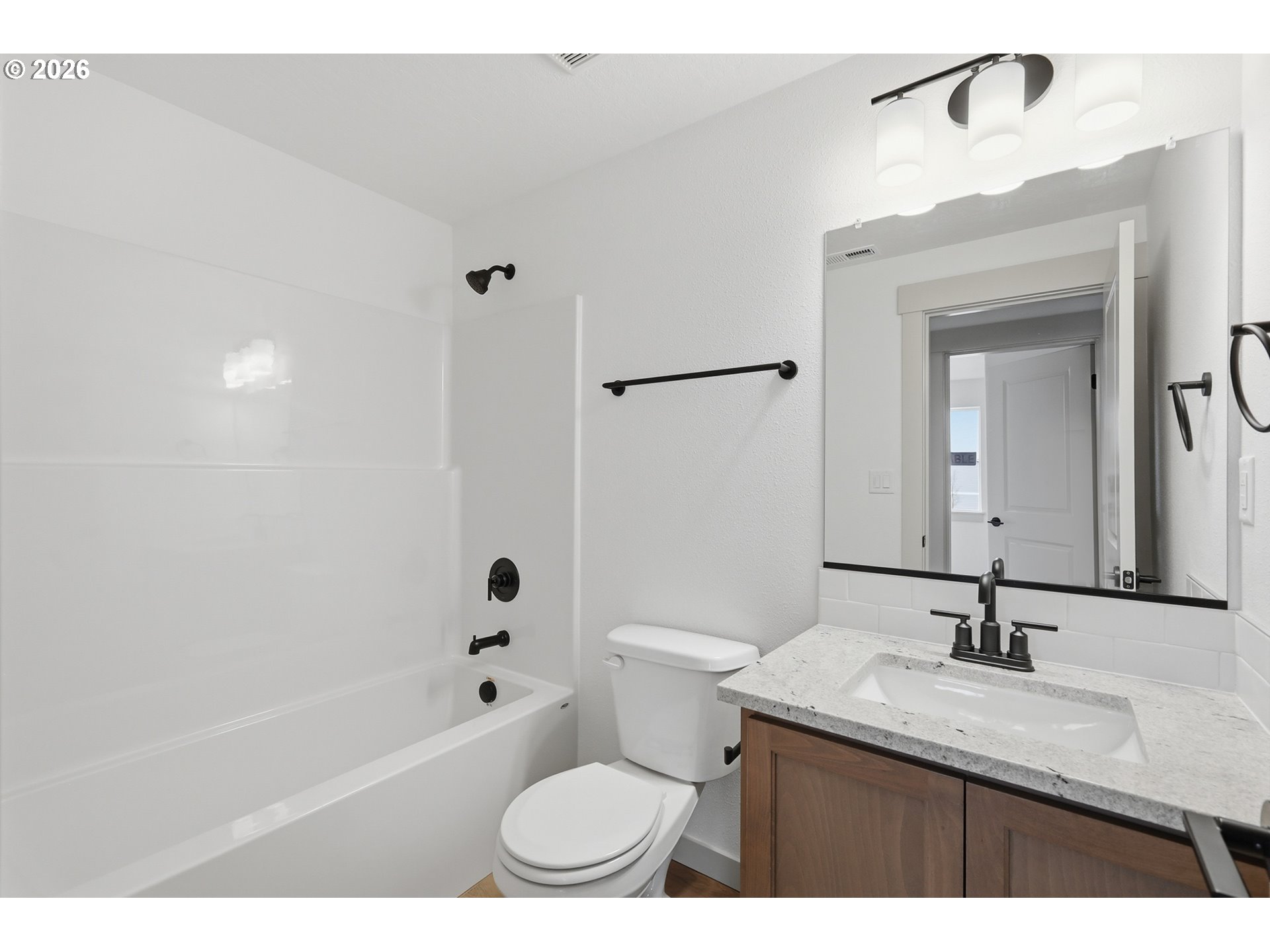 2213 W 10TH AVE, Junction City, OR, 97448